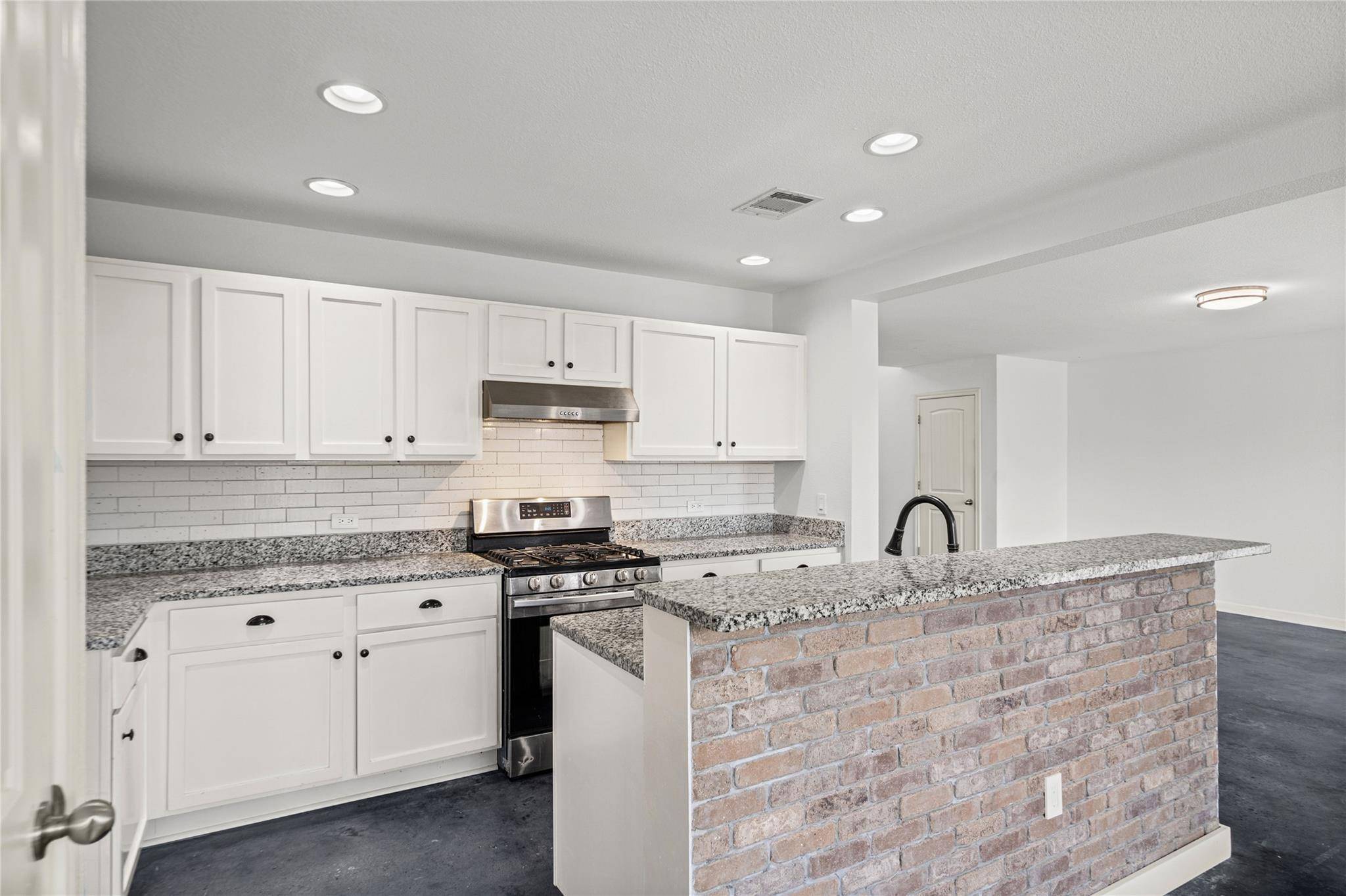 15105 Verela DR, Austin, TX 78725