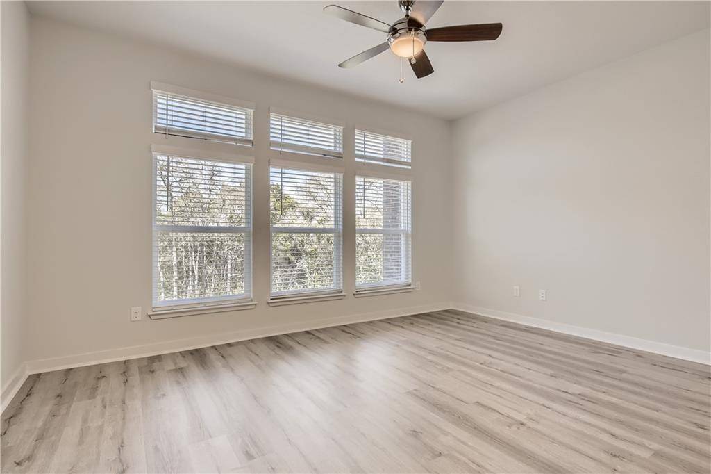 605 W South ST #211, Leander, TX 78641