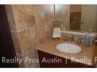307 E 31st ST #101, Austin, TX 78705