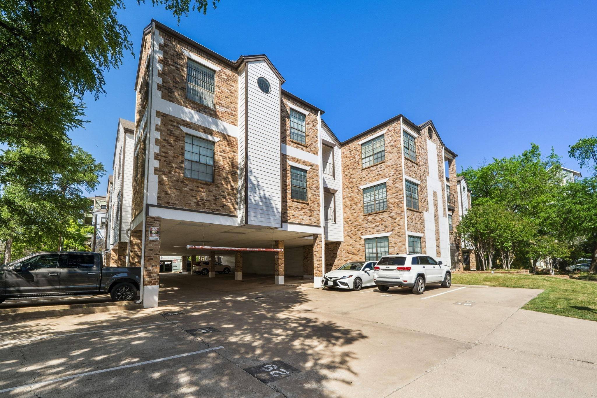 912 W 22nd ST #208, Austin, TX 78705
