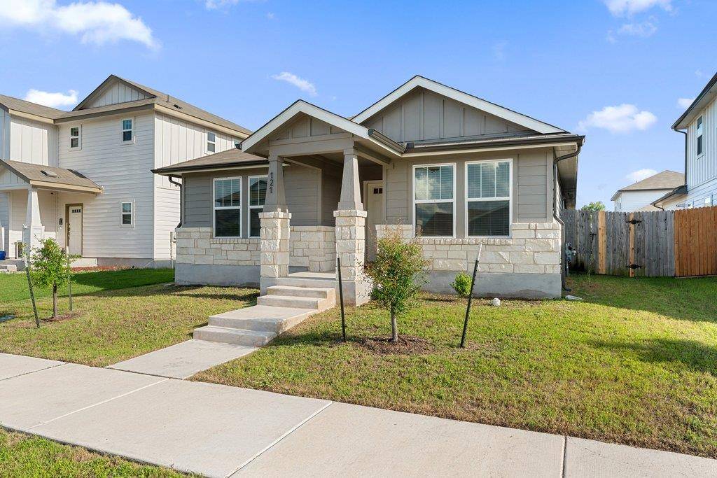 121 Oakdale Meadows LN, Hutto, TX 78634