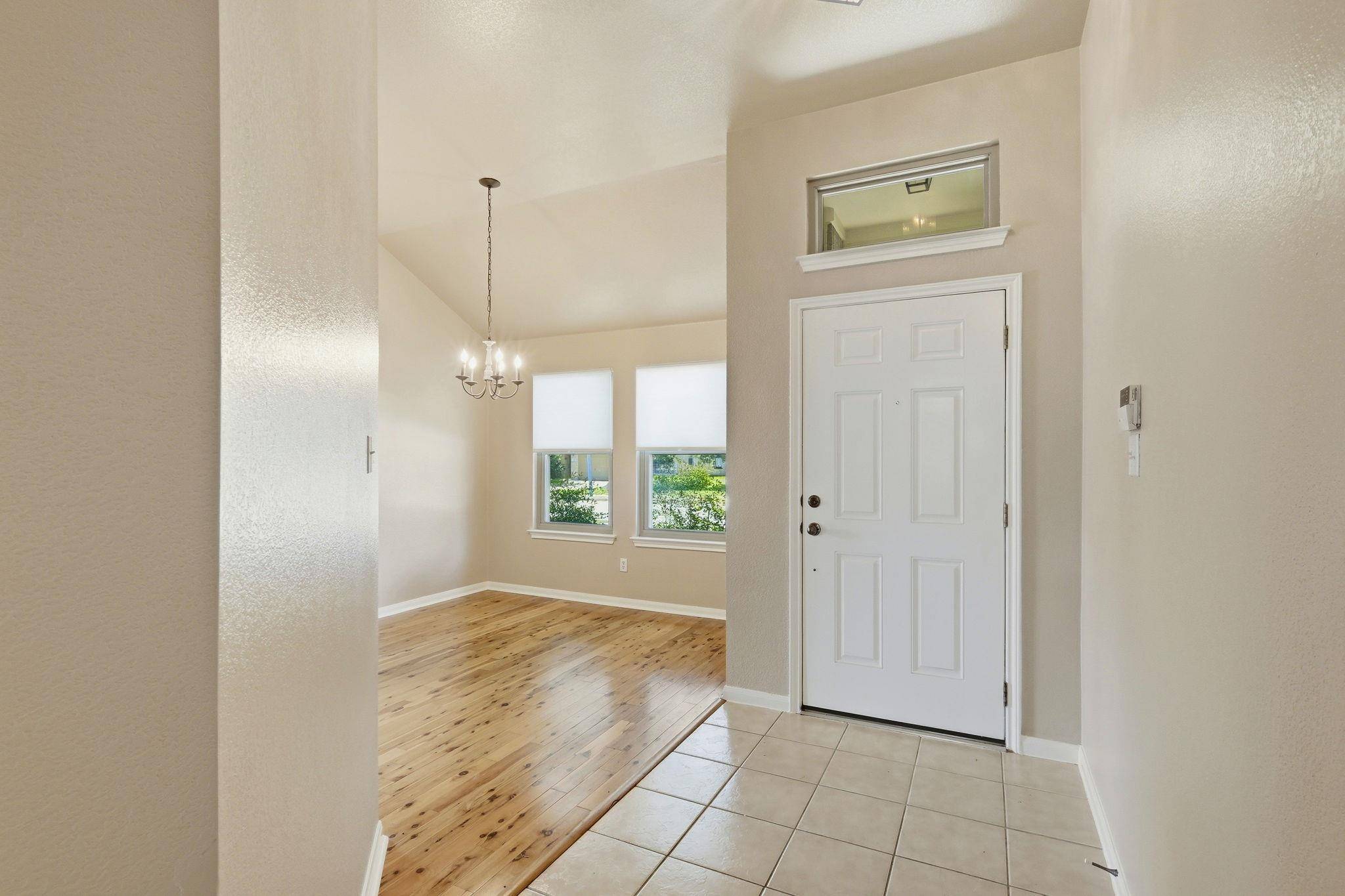 200 Gainer DR, Hutto, TX 78634