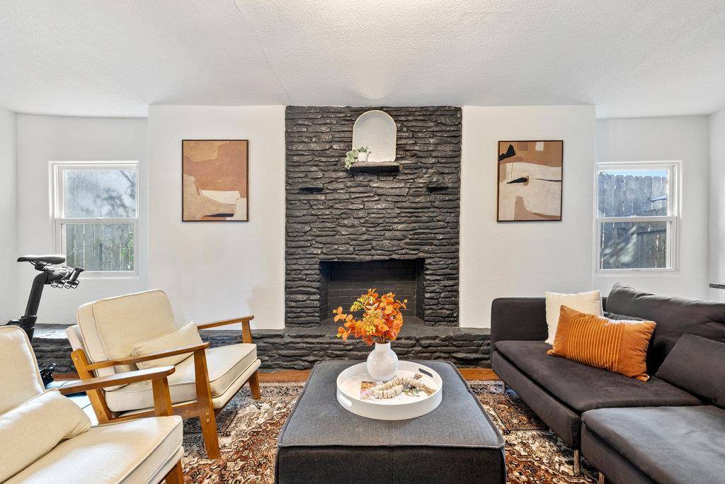 7511 Old Bee Caves RD #2, Austin, TX 78735
