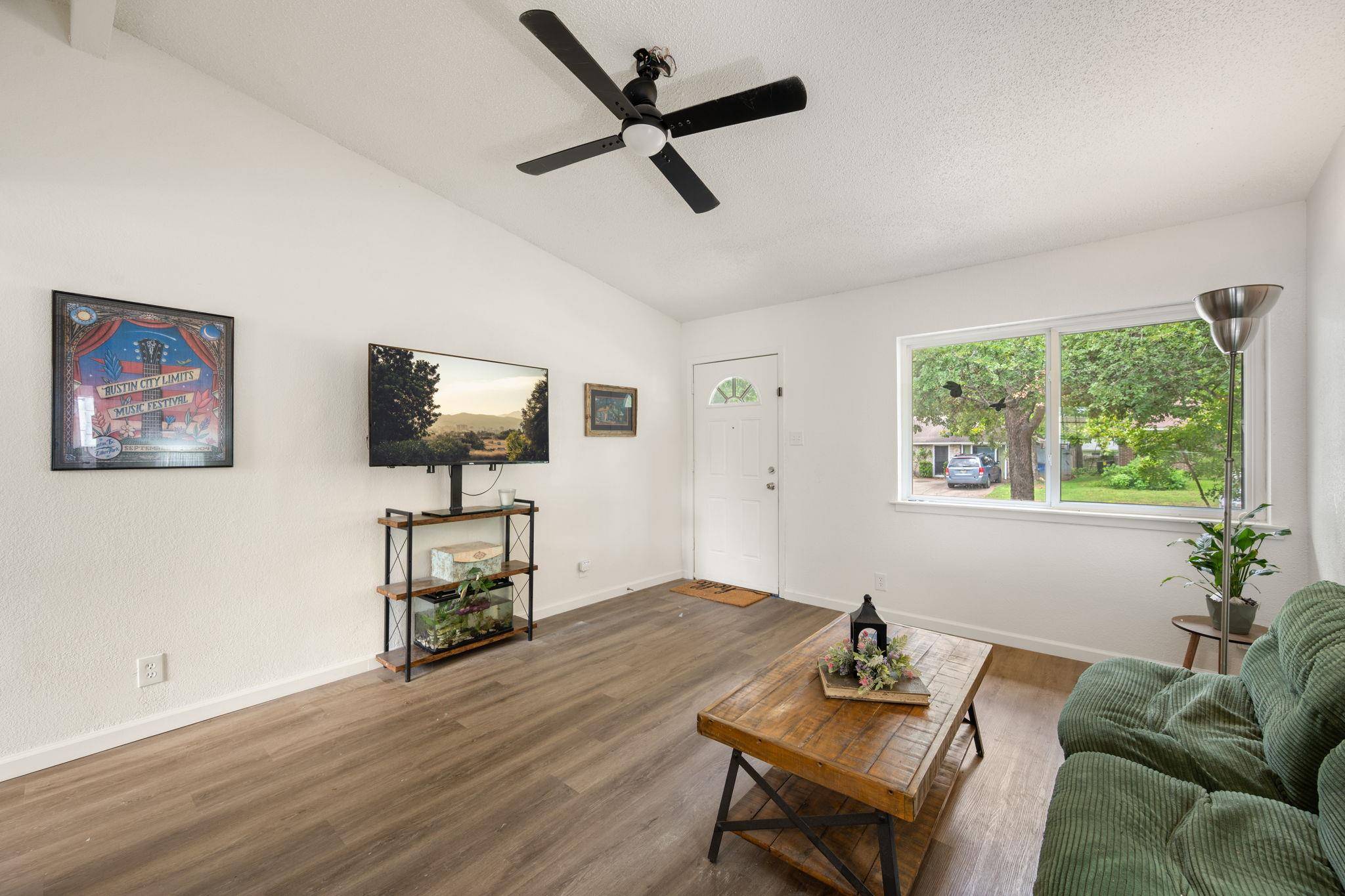 5800 Breezewood DR, Austin, TX 78745