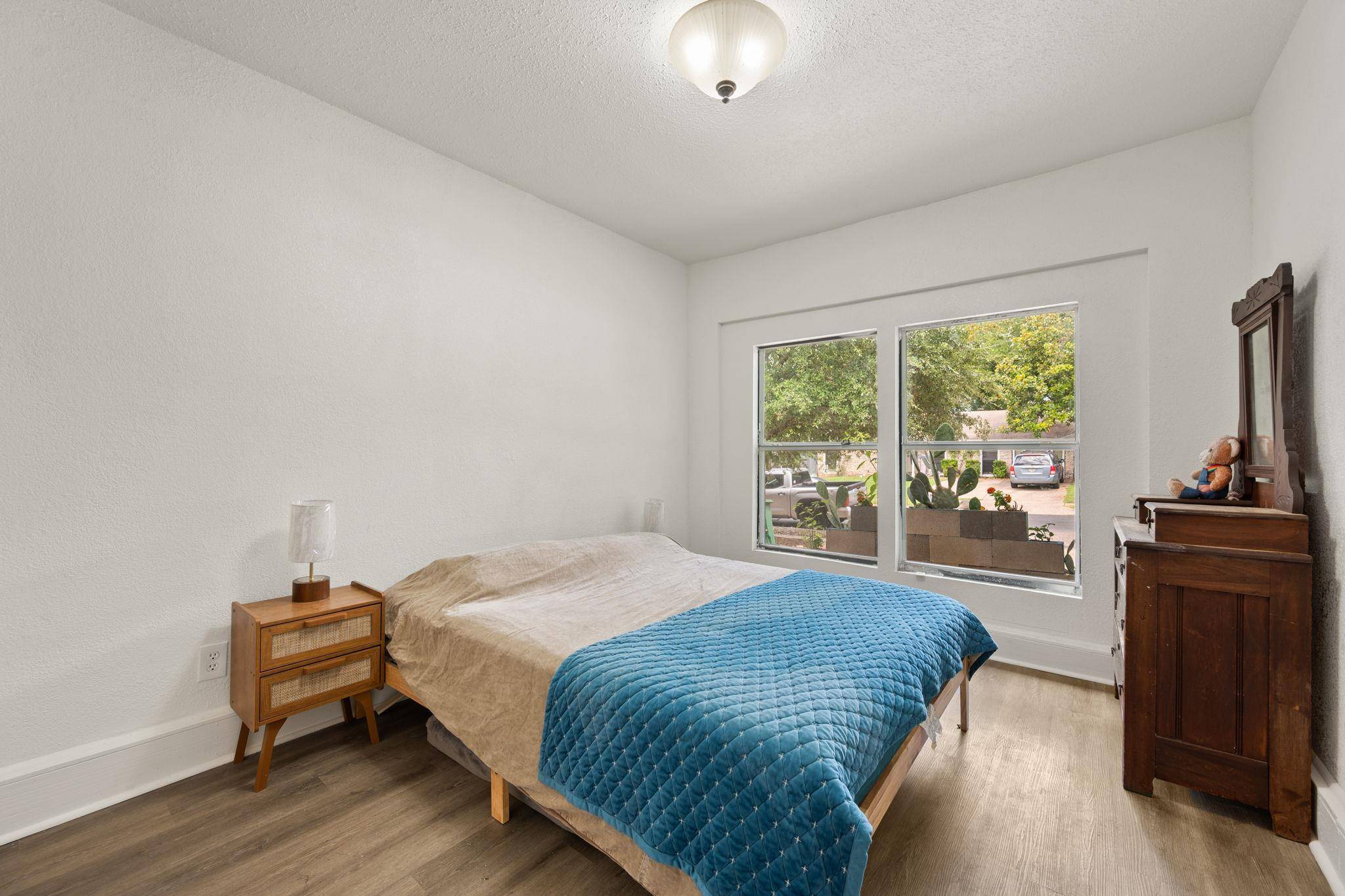 5800 Breezewood DR, Austin, TX 78745