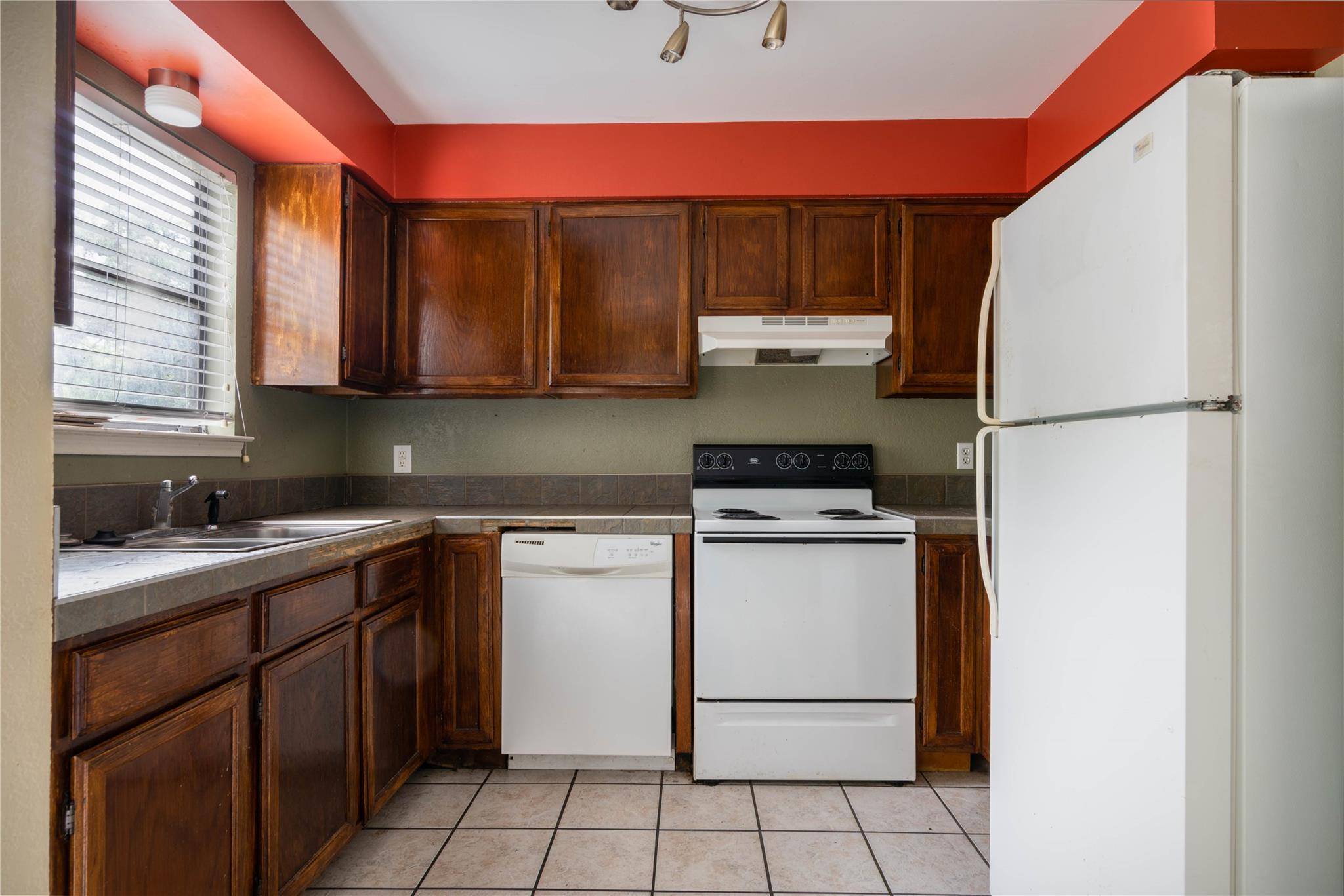 310 Pat Garrison ST #1, San Marcos, TX 78666