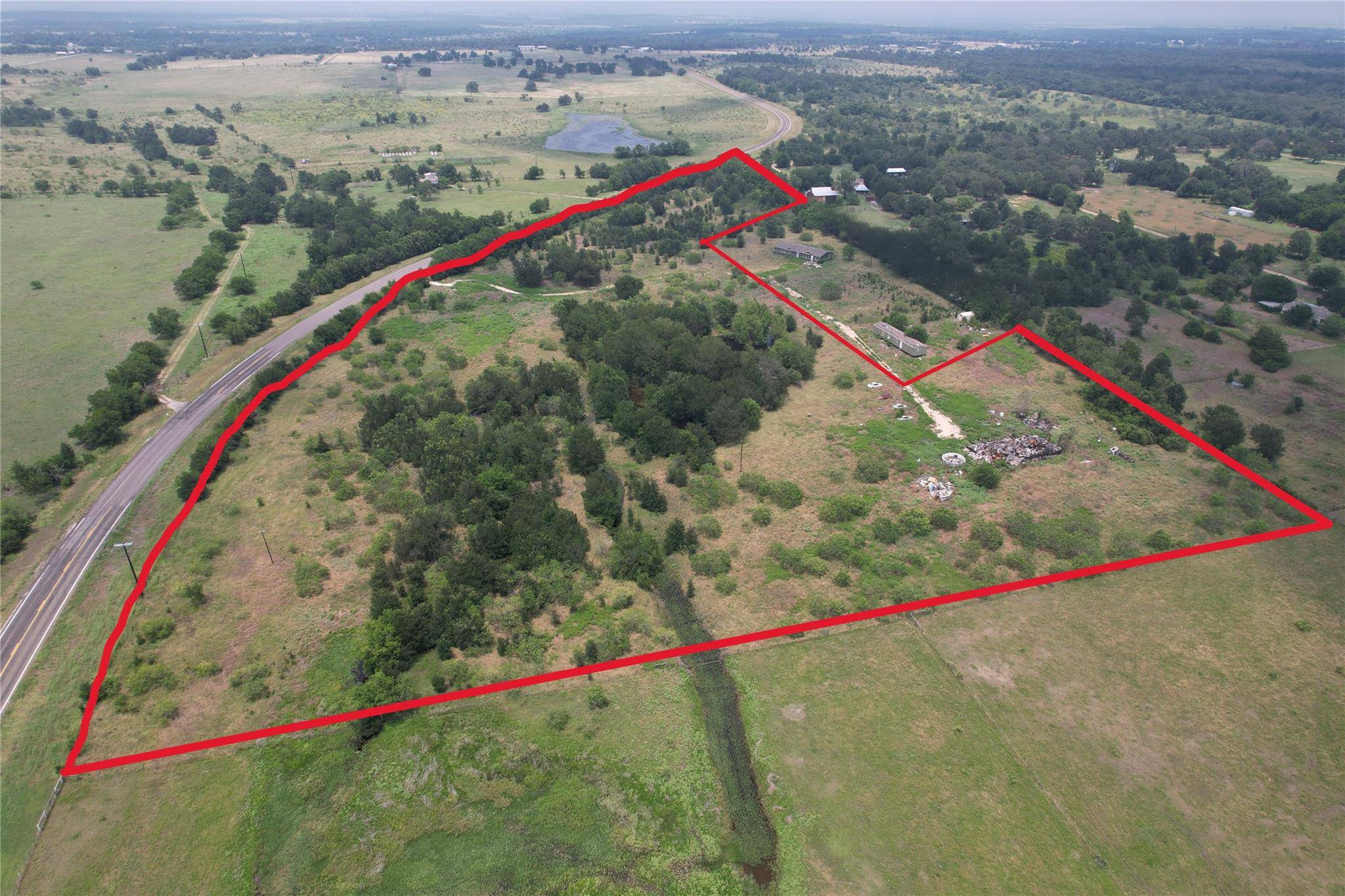 240 Cummings RD, Thorndale, TX 76577