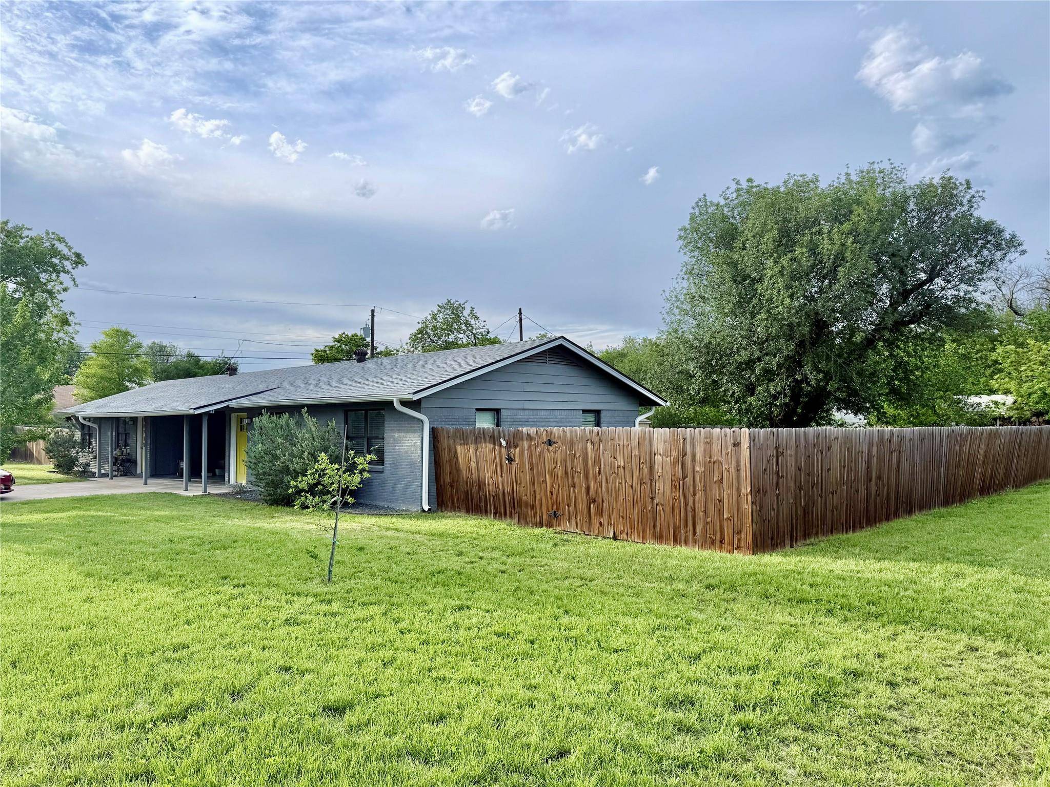 10700 Plains TRL, Austin, TX 78758