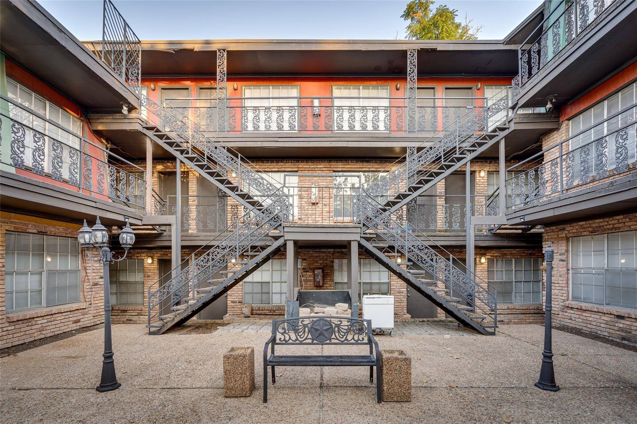 311 E 31st ST #306, Austin, TX 78705