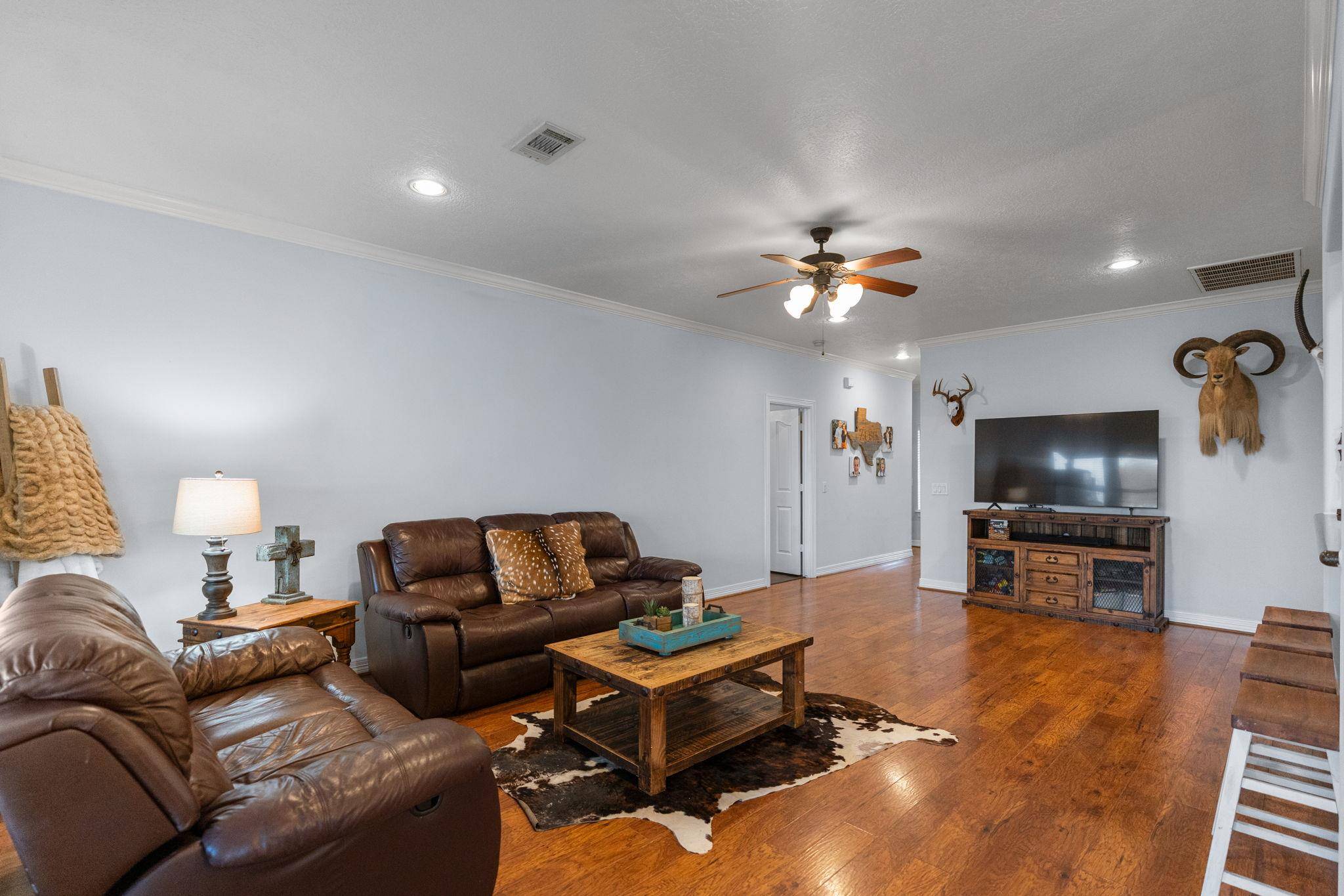 5942 Wild Flower RD, Sealy, TX 77474
