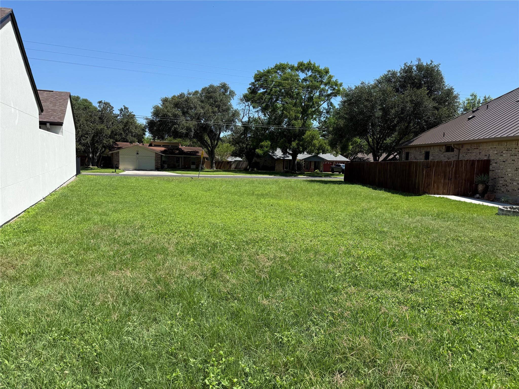 1732 Nordberg, Seguin, TX 78155