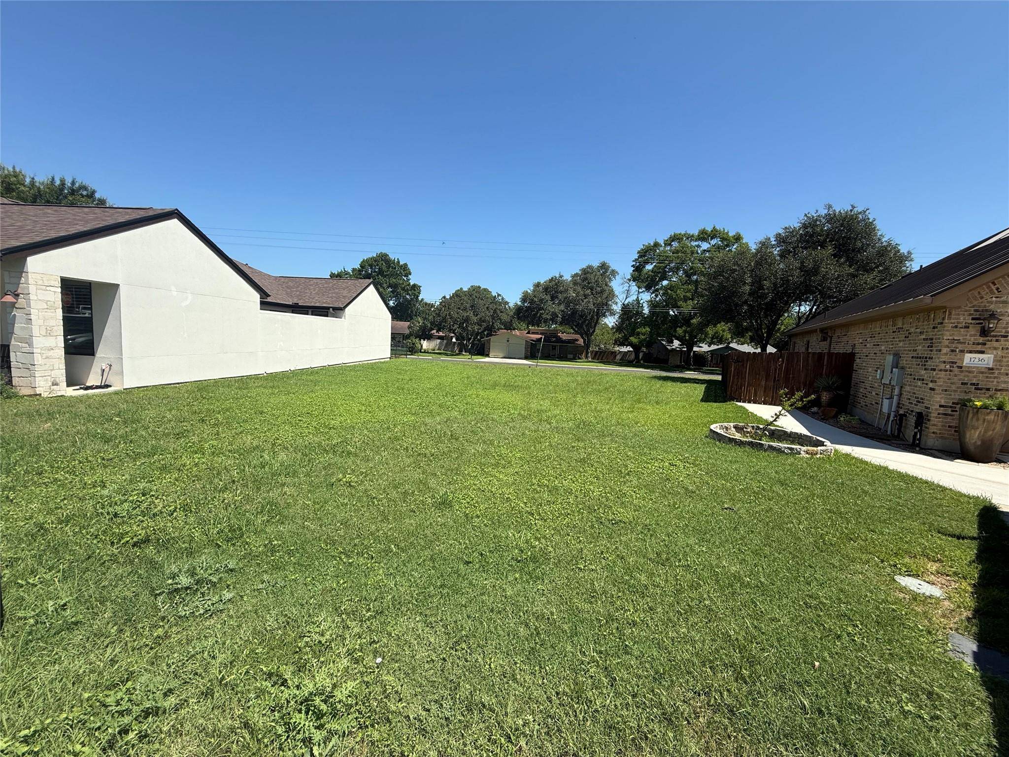1732 Nordberg, Seguin, TX 78155