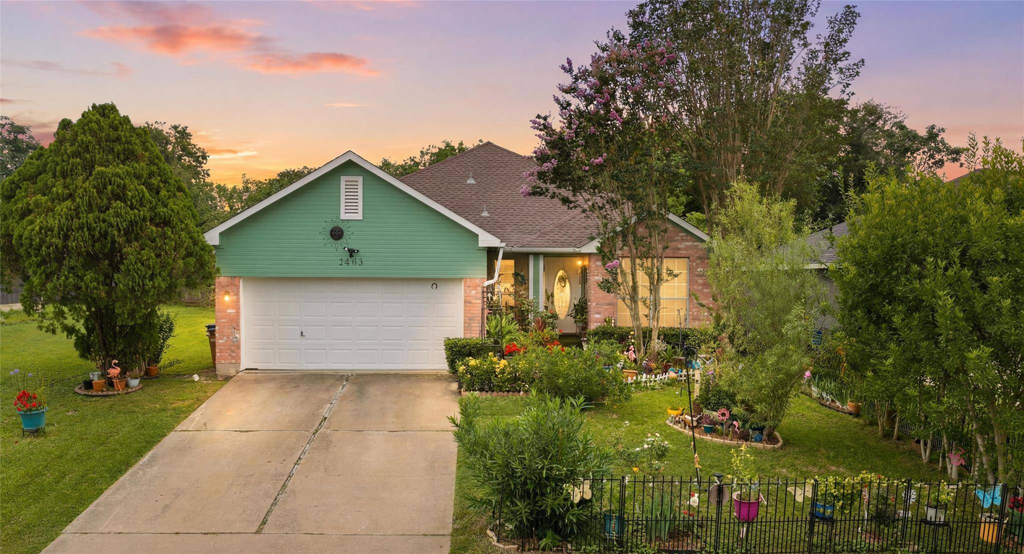 5403 LARK CREEK DR, Austin, TX 78744