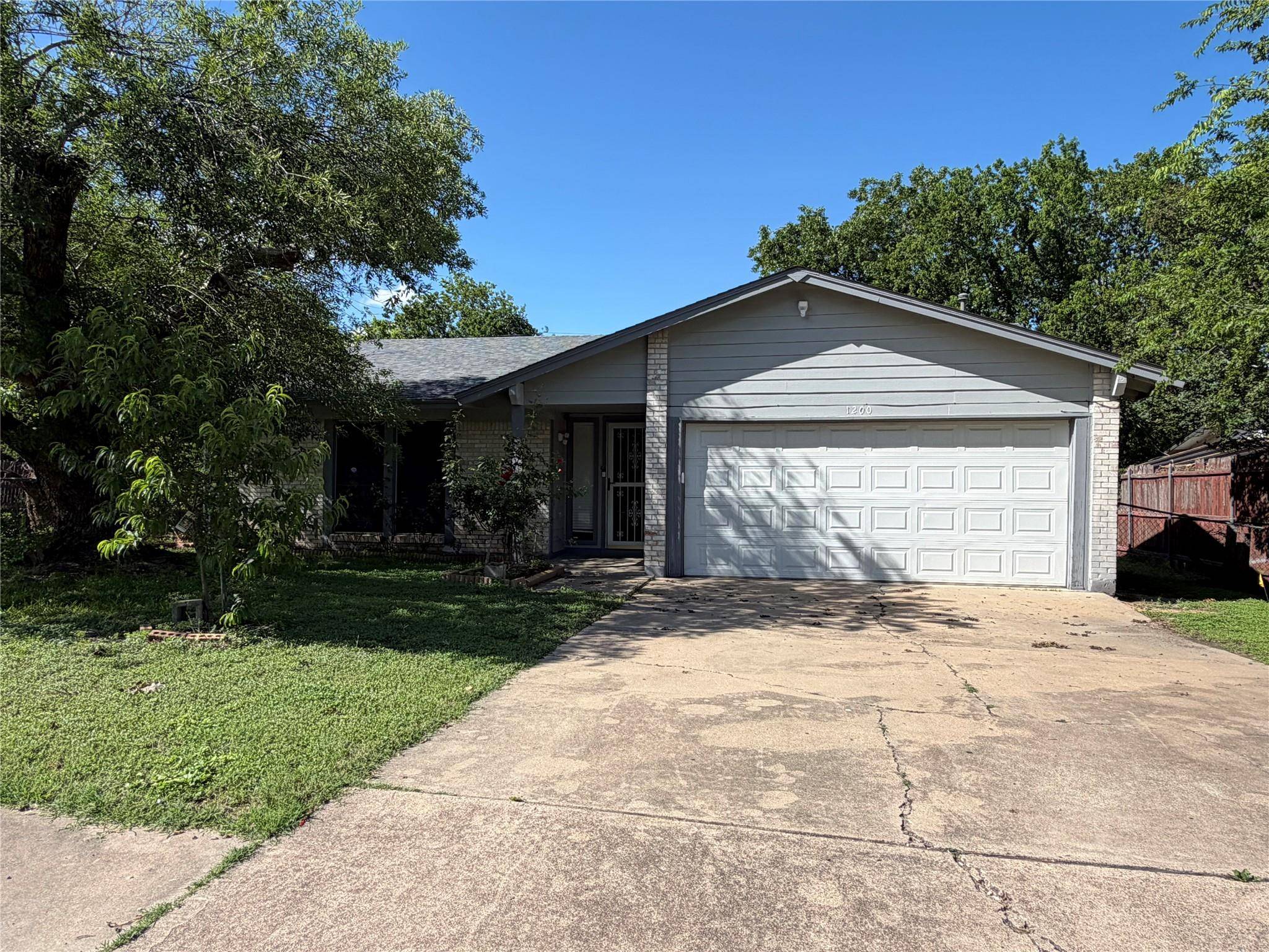 1200 Warrington DR, Austin, TX 78753
