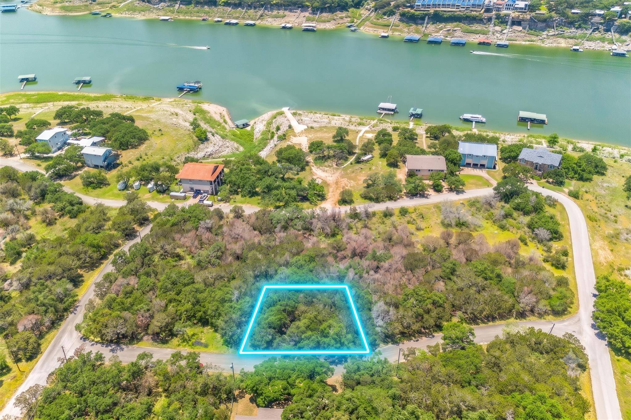 1604 Dove RD, Lago Vista, TX 78645