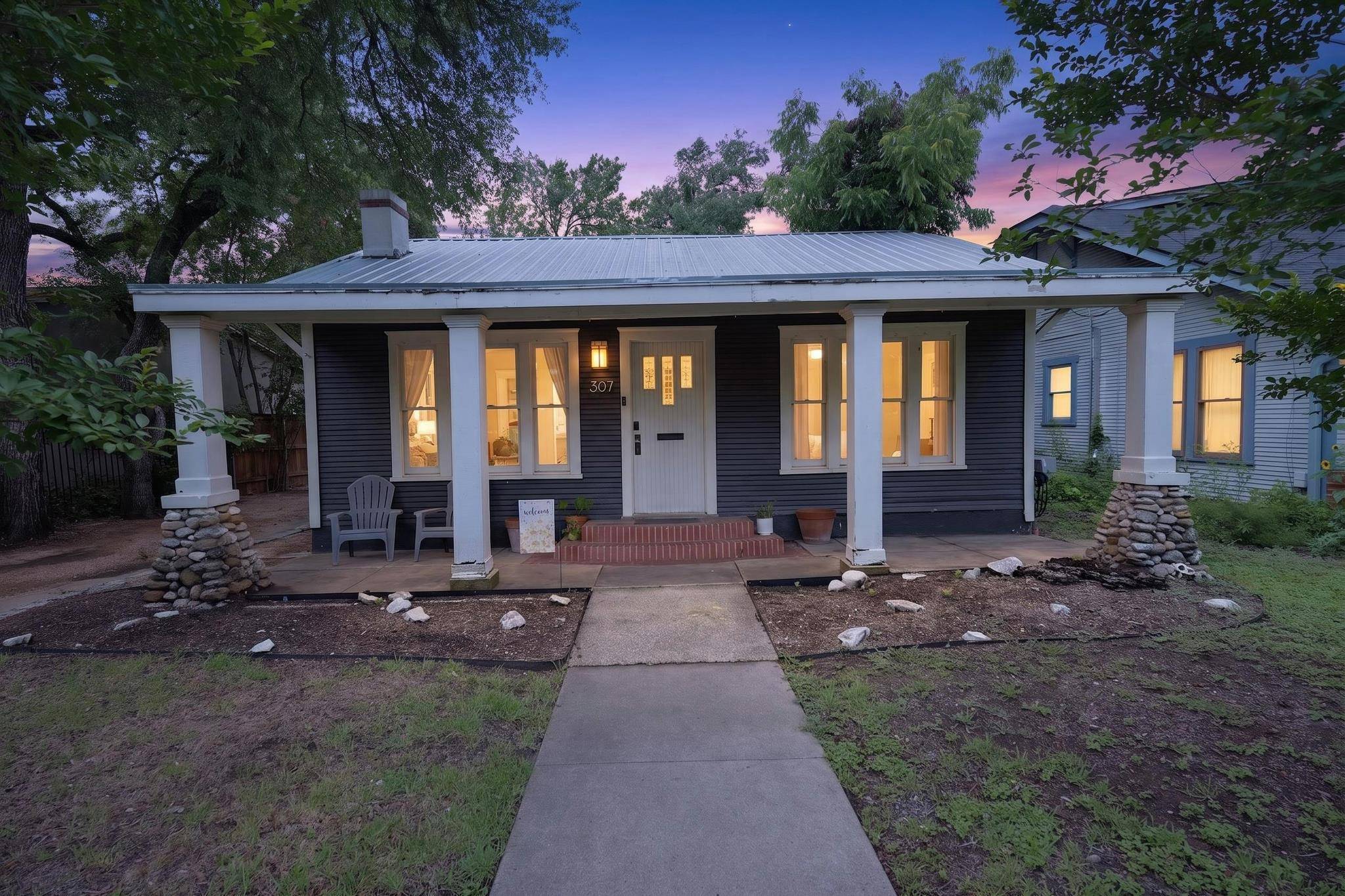 307 E 35th ST #A, Austin, TX 78705