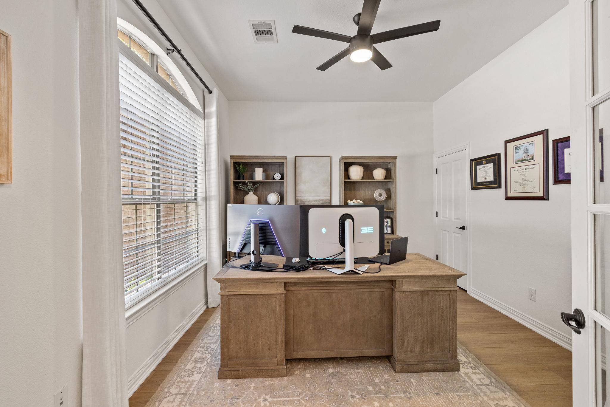 1124 Castle Path, Round Rock, TX 78681