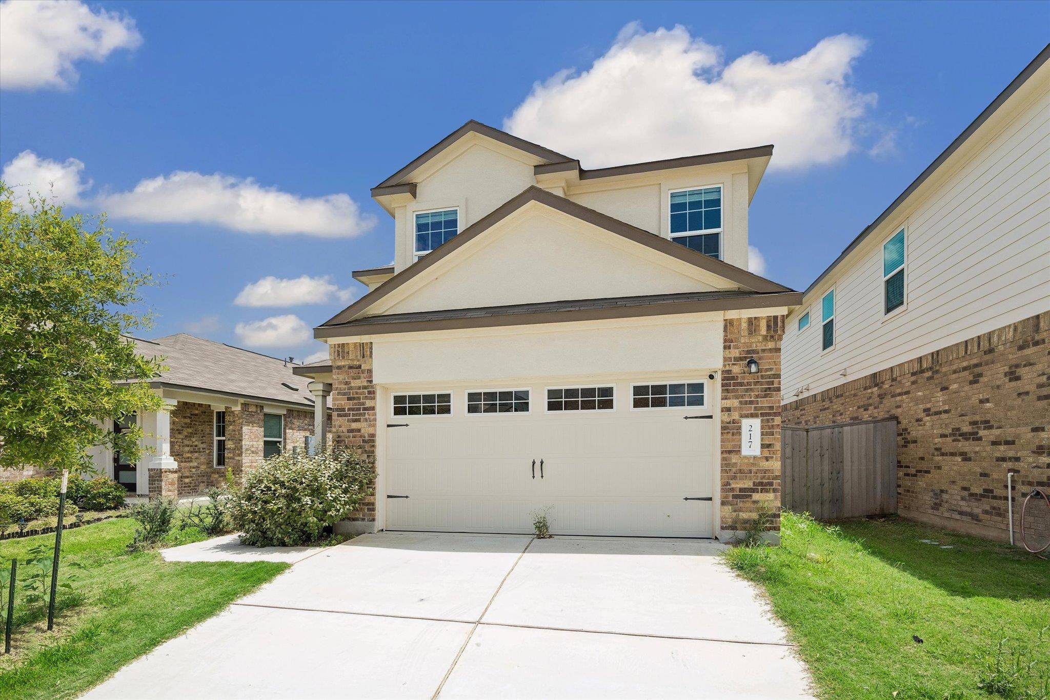 217 Canley LOOP, Hutto, TX 78634