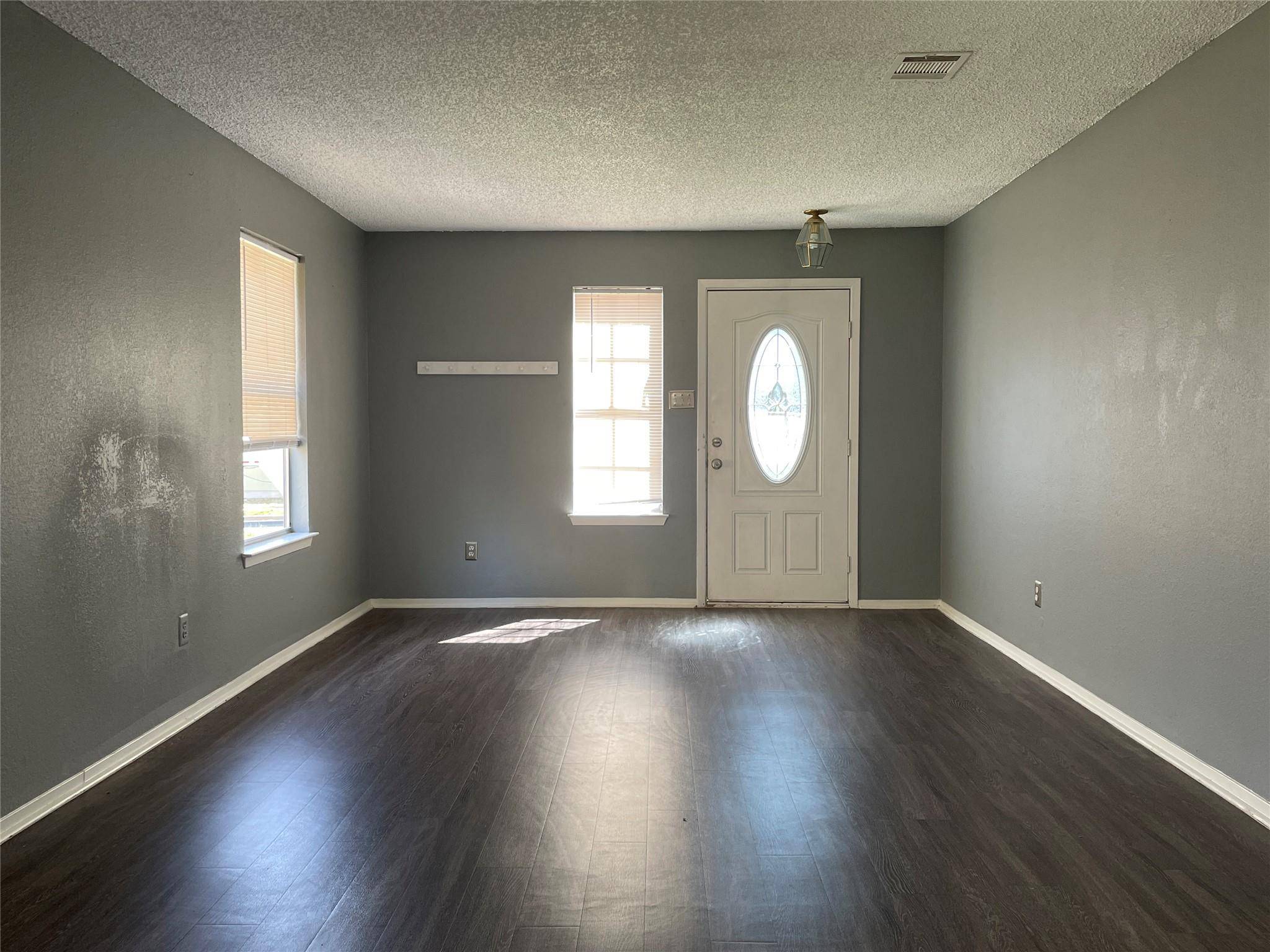 12702 Margit DR, Austin, TX 78729