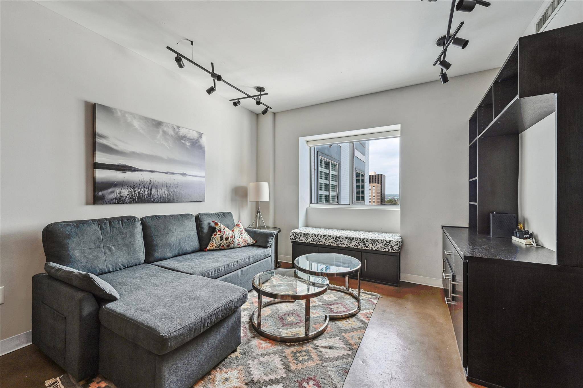 800 Brazos ST #1111, Austin, TX 78701