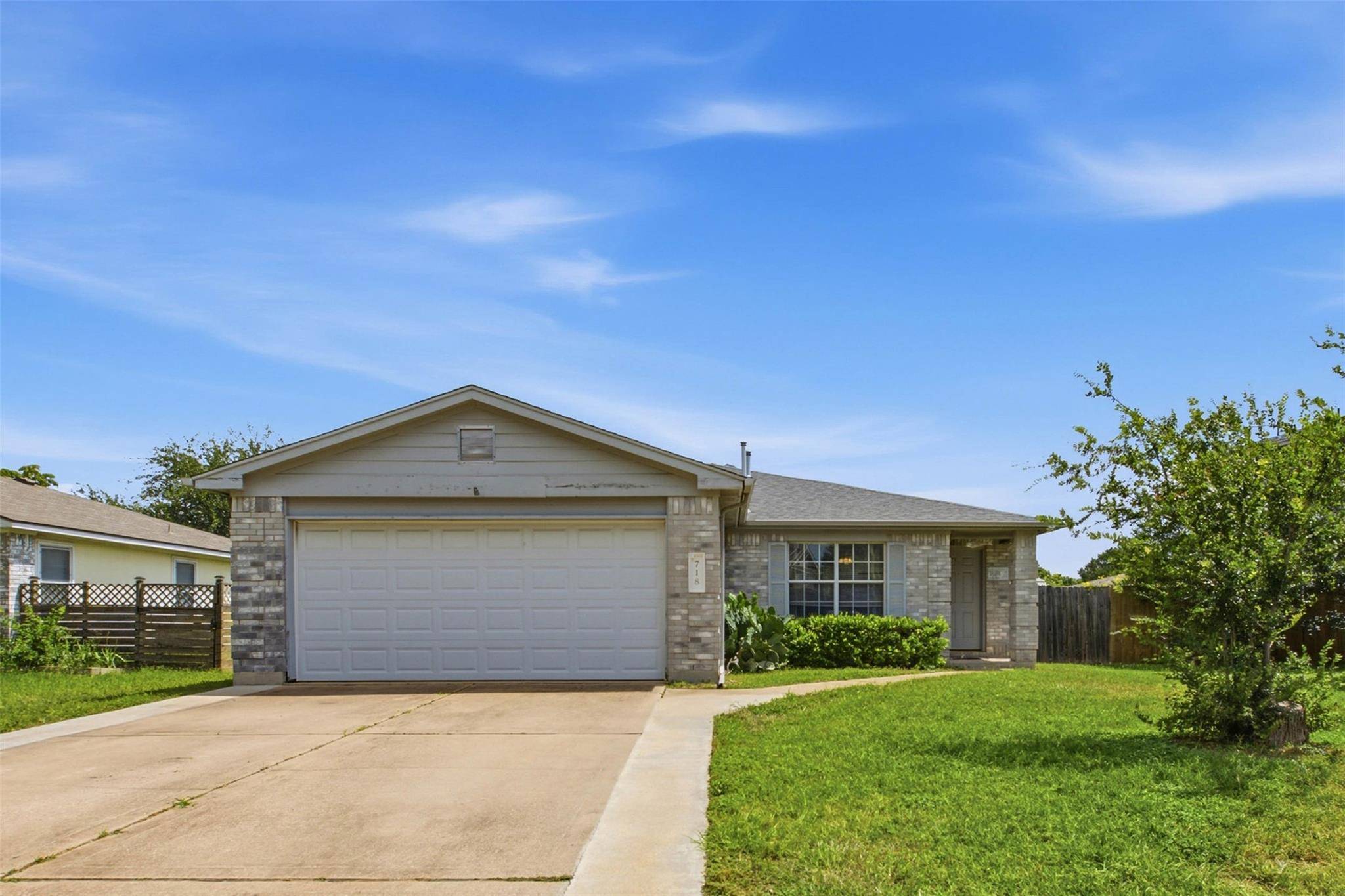 718 Blair Ave, Bastrop, TX 78602