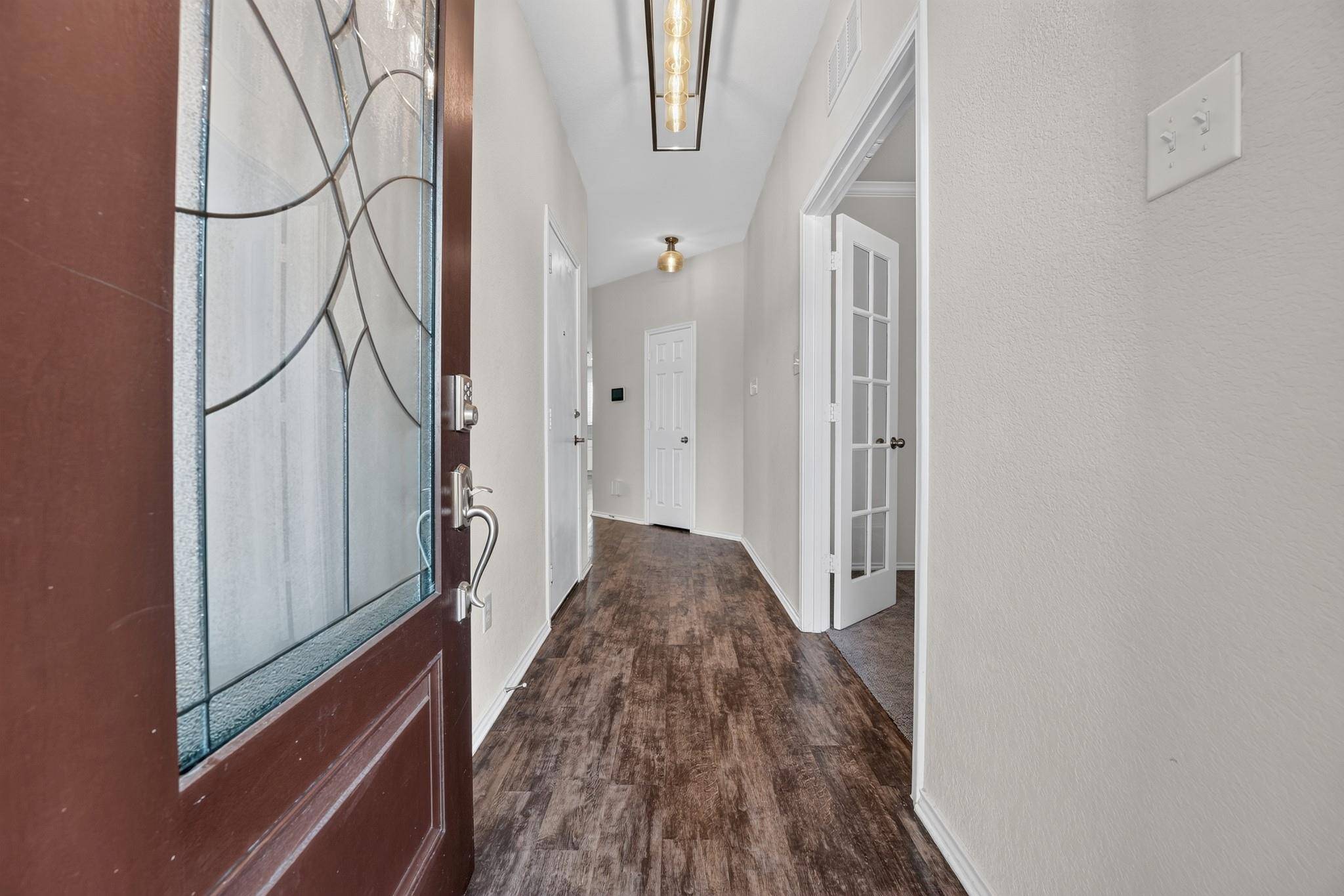 612 Sonterra BLVD, Jarrell, TX 76537