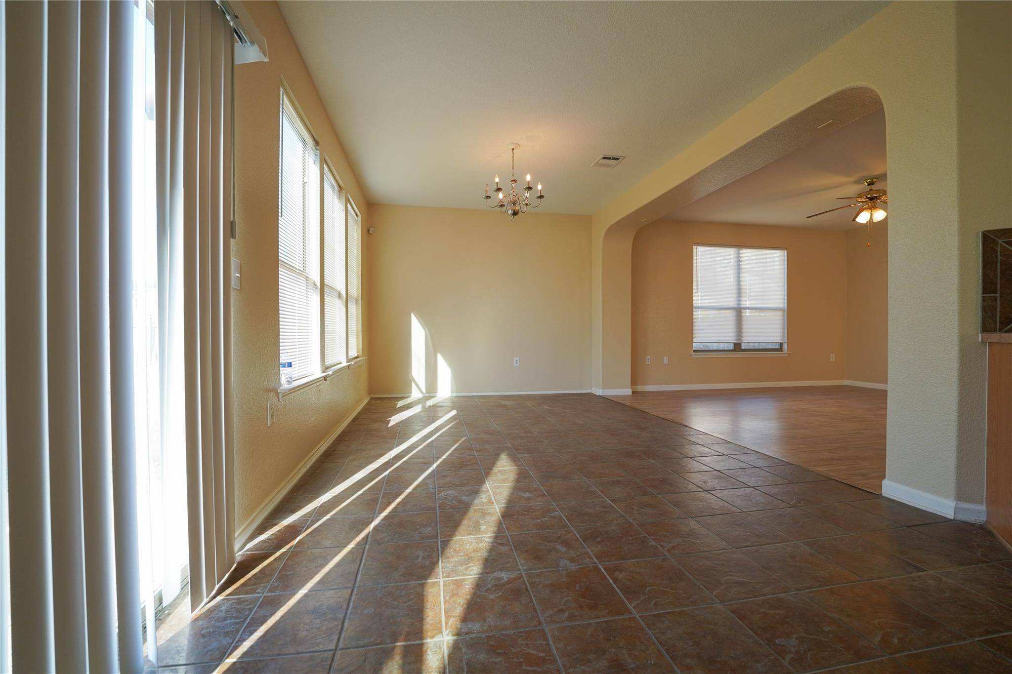 5520 Alomar CV, Del Valle, TX 78617