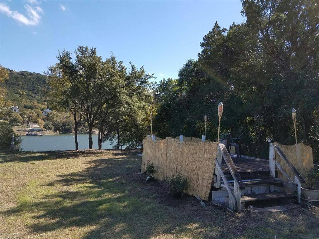 18100 Reedy CT, Jonestown, TX 78645