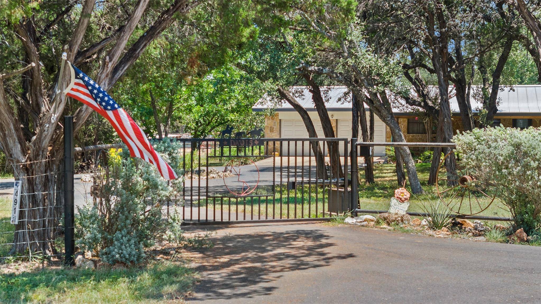 491 Lone Oak RD, New Braunfels, TX 78132