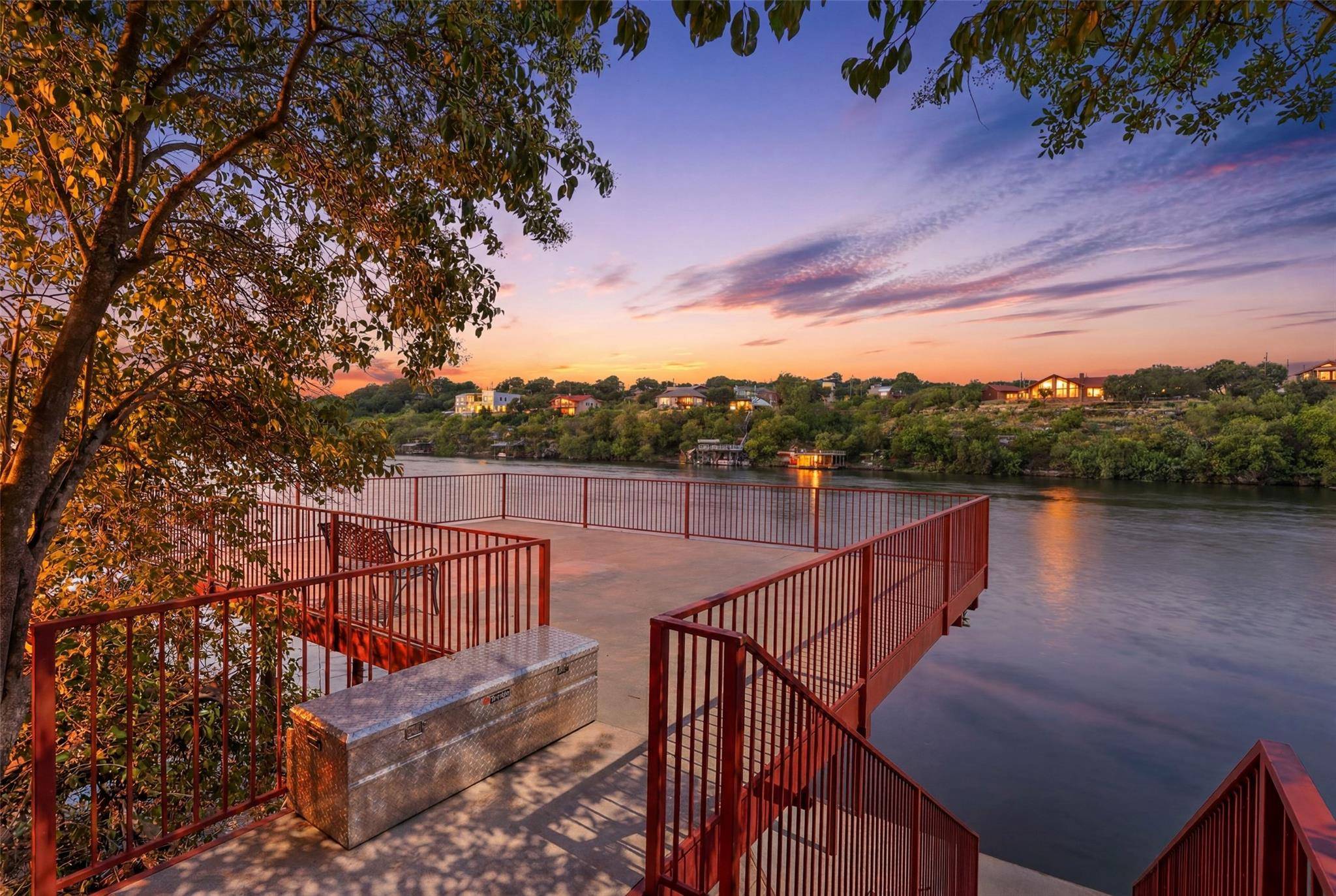 420 Los Escondidos, Marble Falls, TX 78654