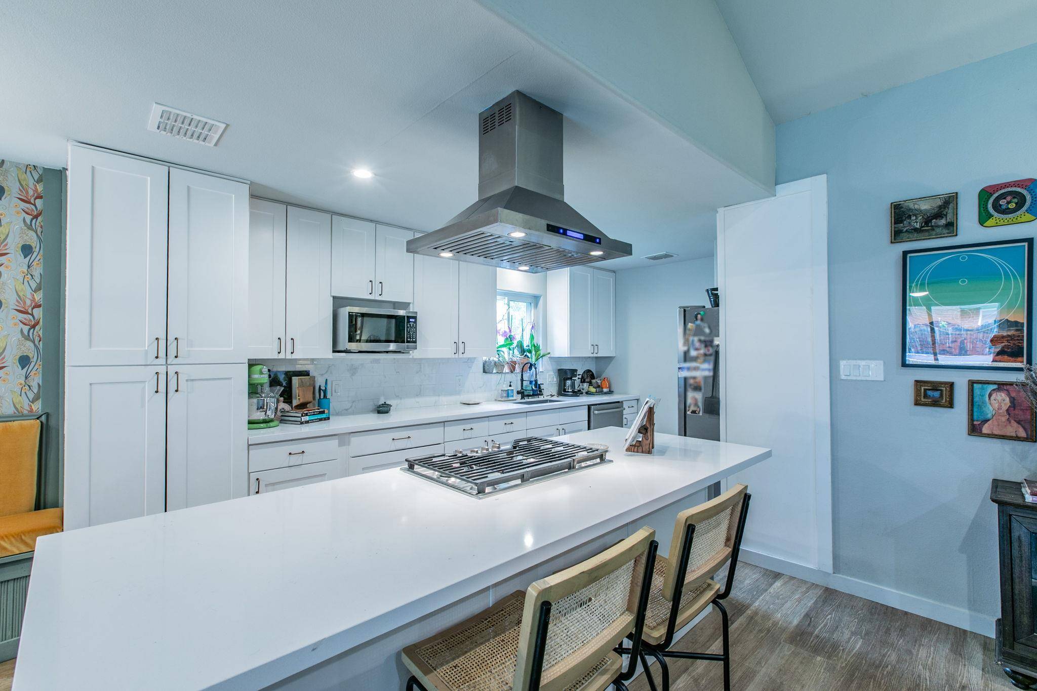 10243 Missel Thrush DR, Austin, TX 78750