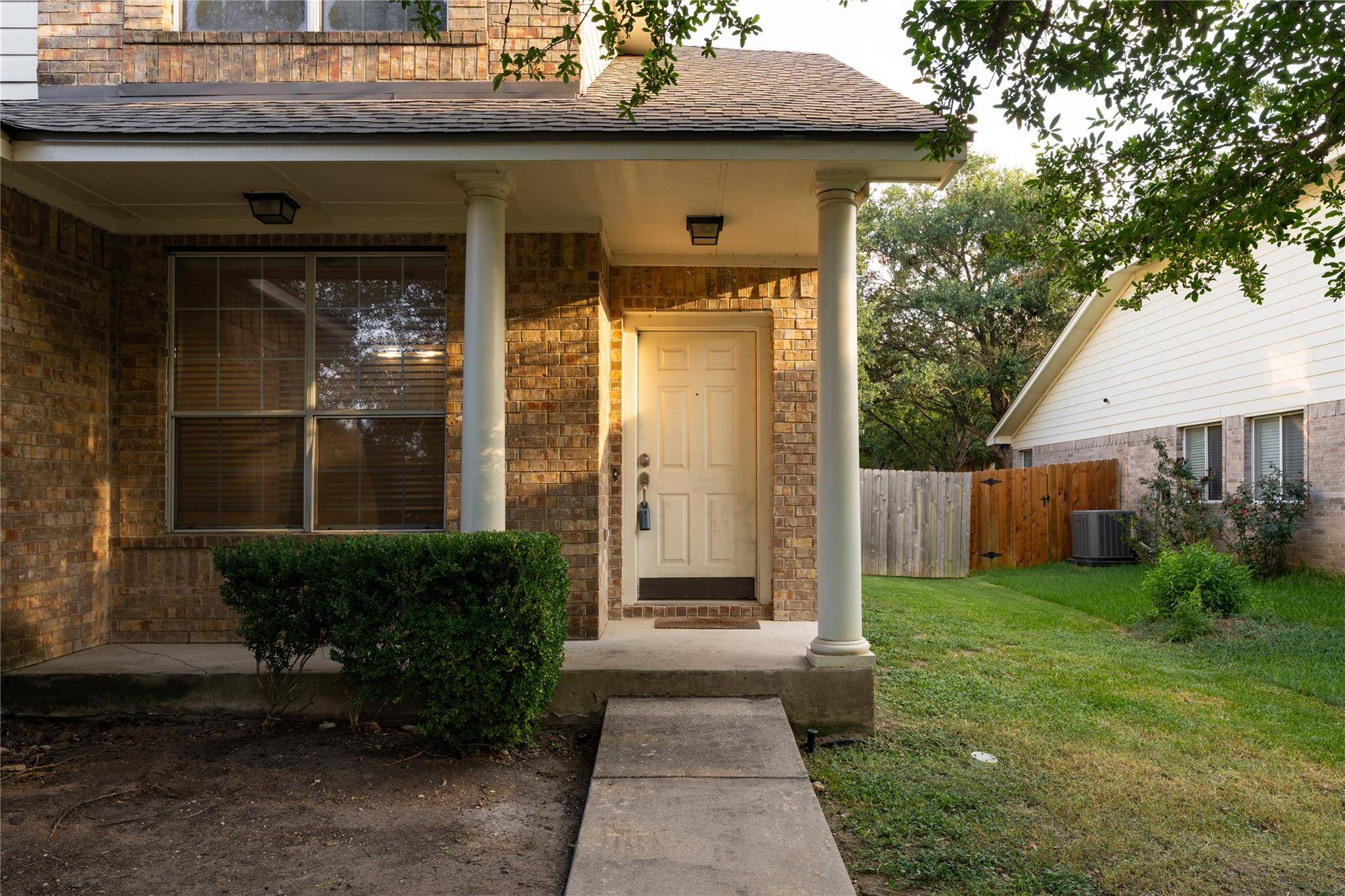 259 Clarence CT, Buda, TX 78610