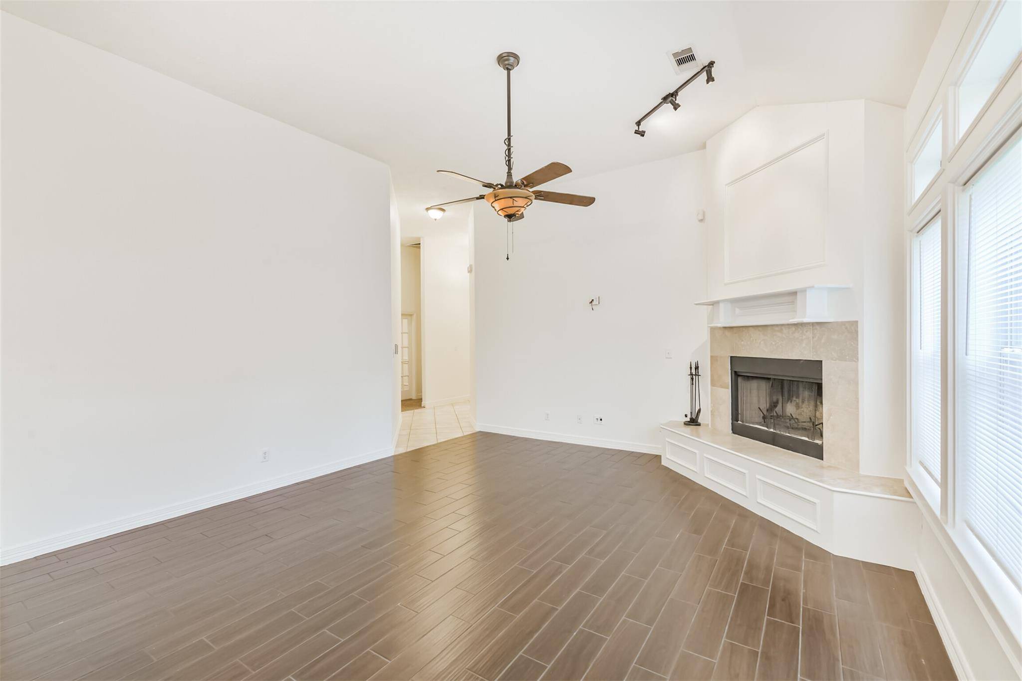 13118 Lazy LN, Willis, TX 77318