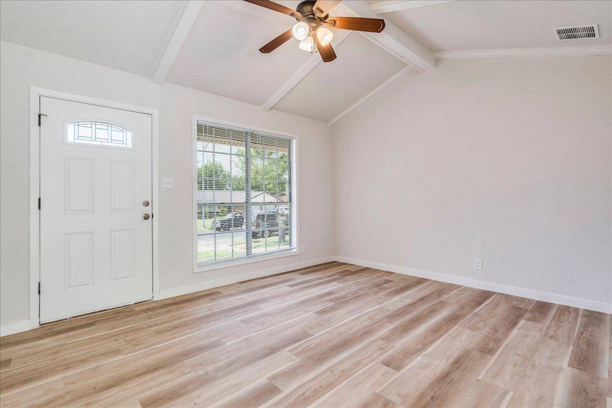 200 E Pheasant DR, Austin, TX 78753