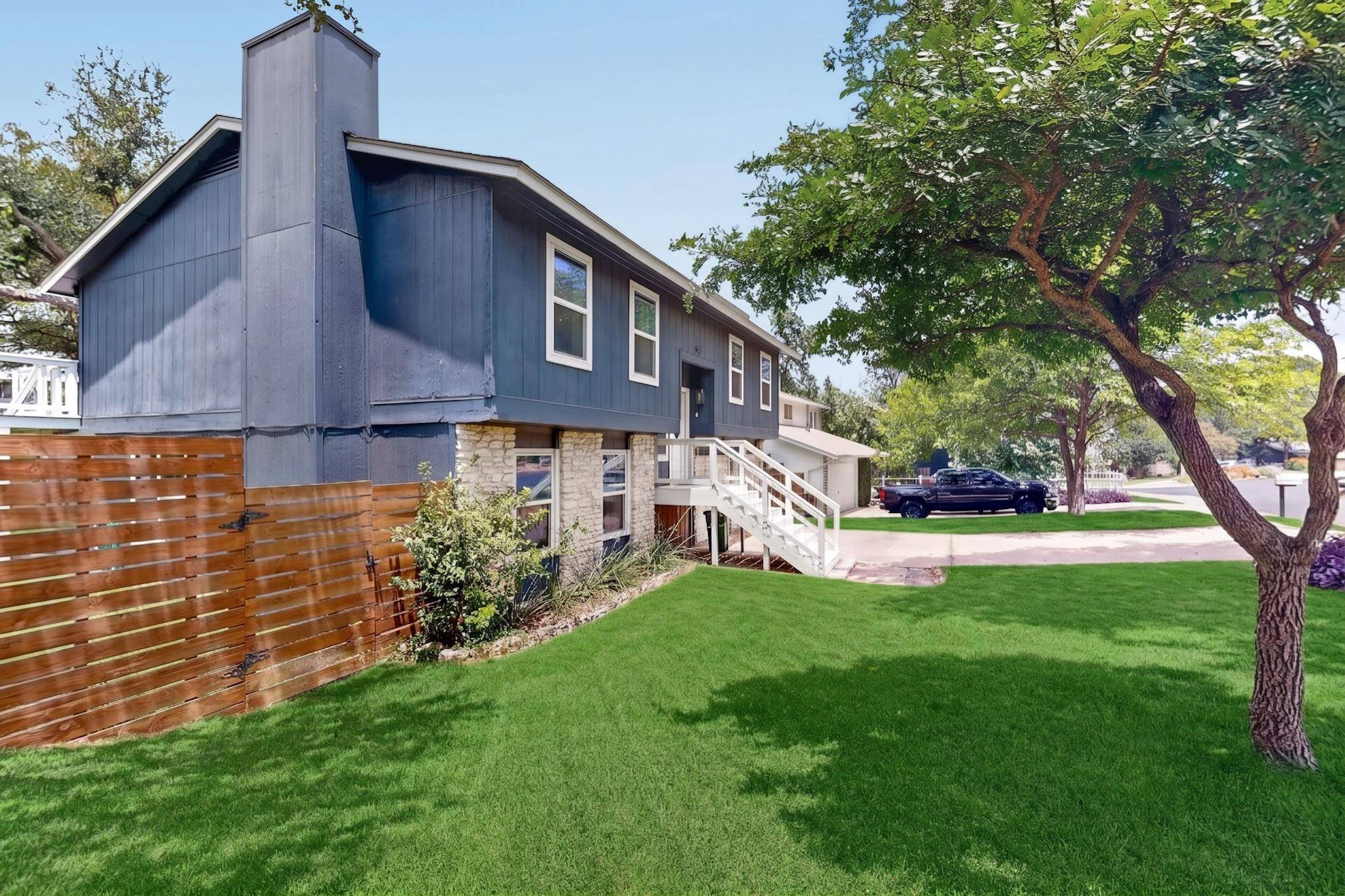 7402 Gaines Mill LN, Austin, TX 78745
