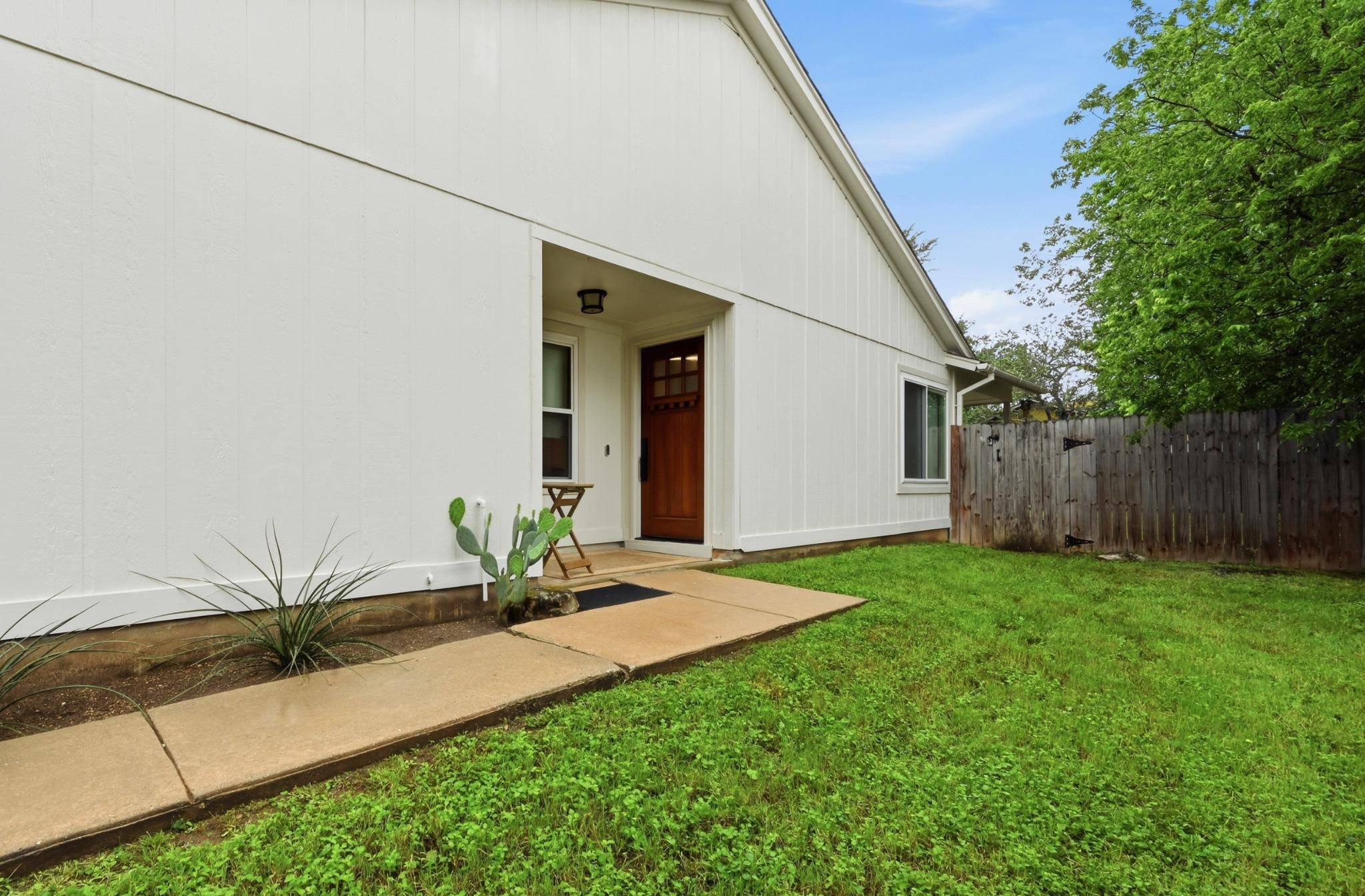 8108 Treehouse LN, Austin, TX 78749
