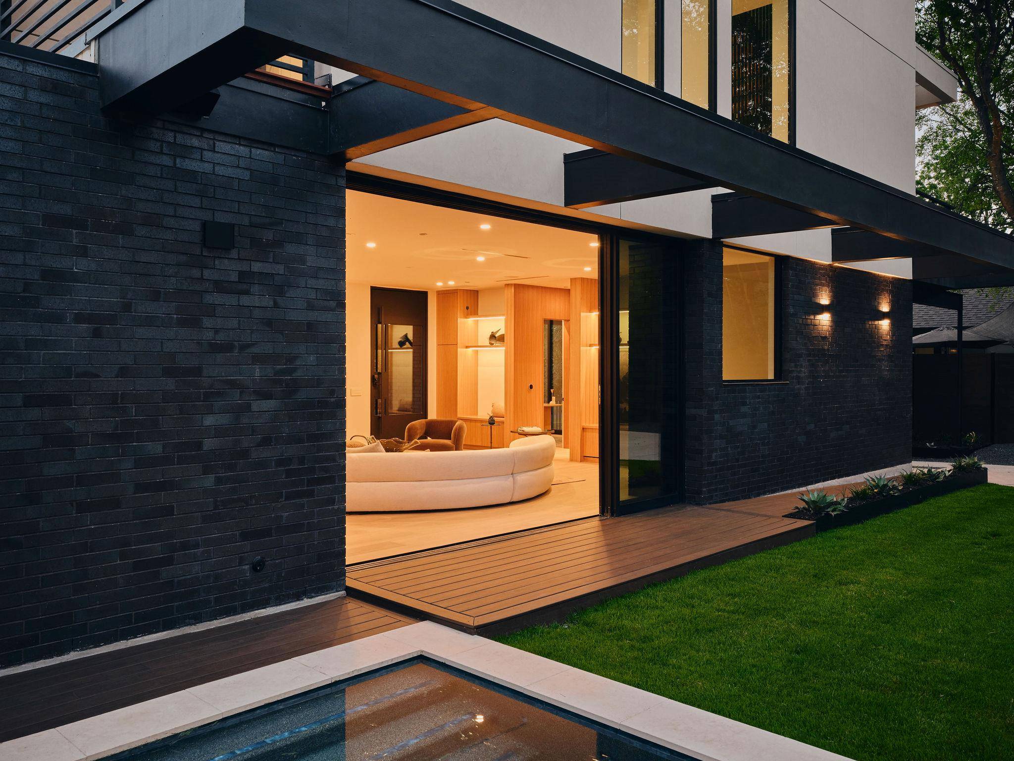 2013 Holland Ave, Austin, TX 78704