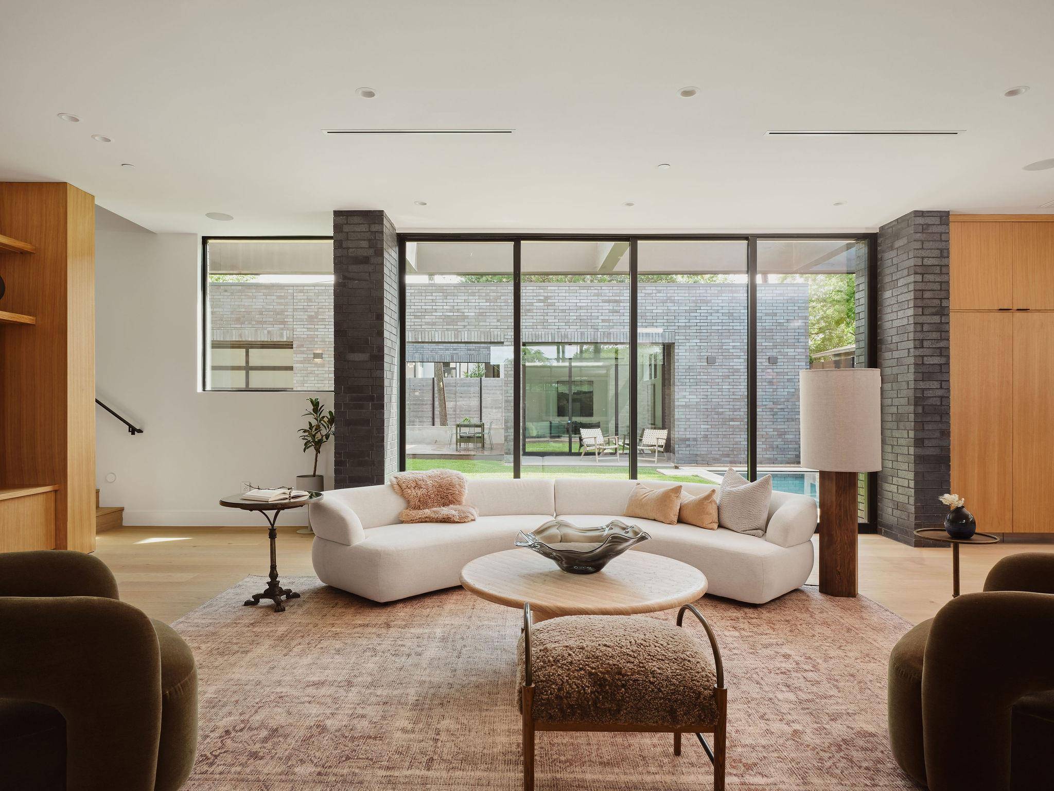 2013 Holland Ave, Austin, TX 78704