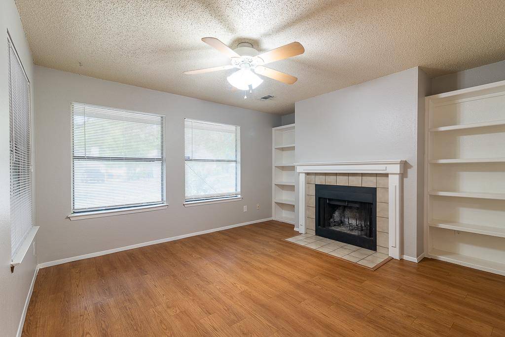 2906 Jadewood CT #B, Austin, TX 78748