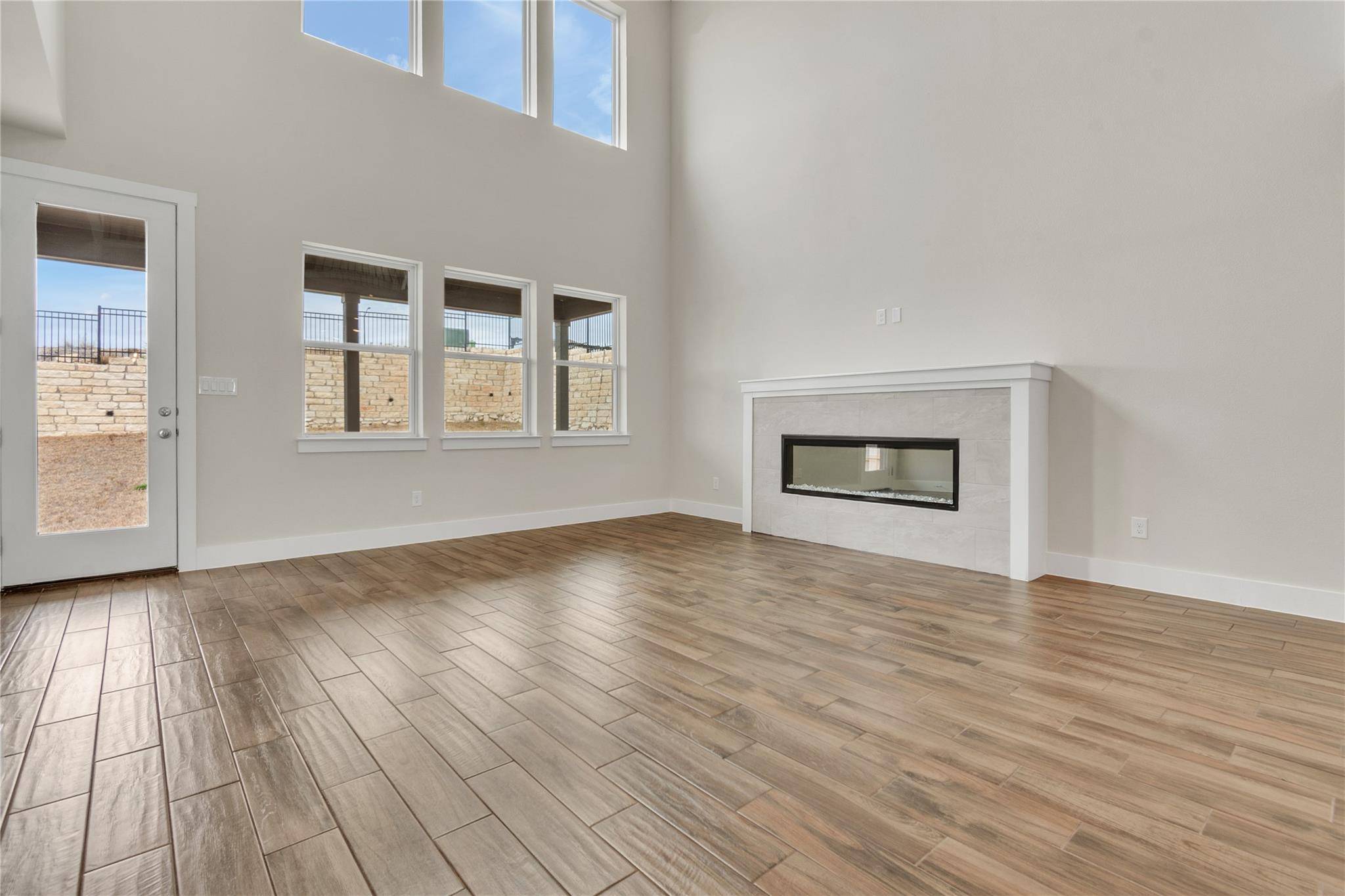 8505 Pine Muhly DR, Lago Vista, TX 78645