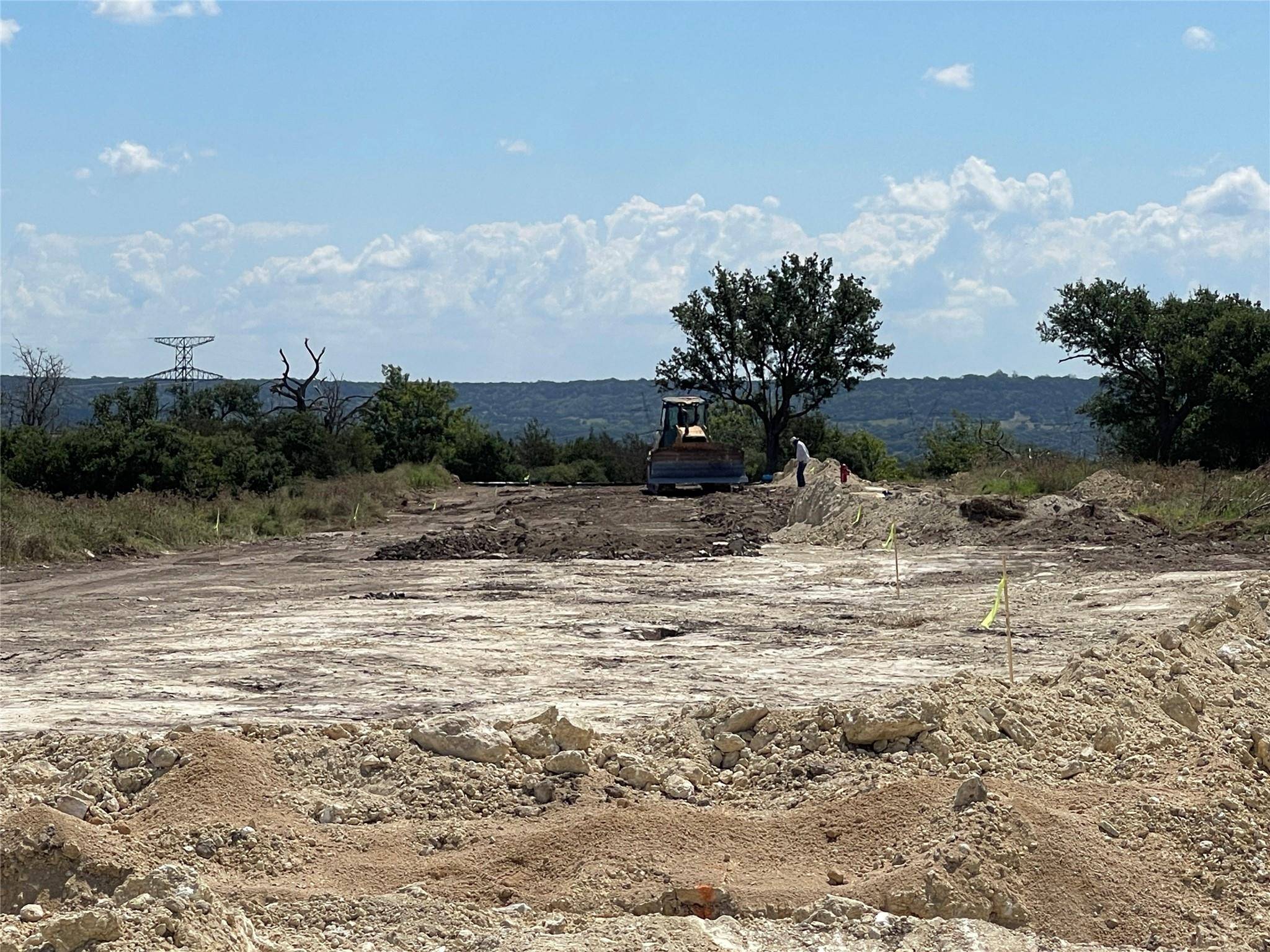 000 Happy Ridge DR, Briggs, TX 78608