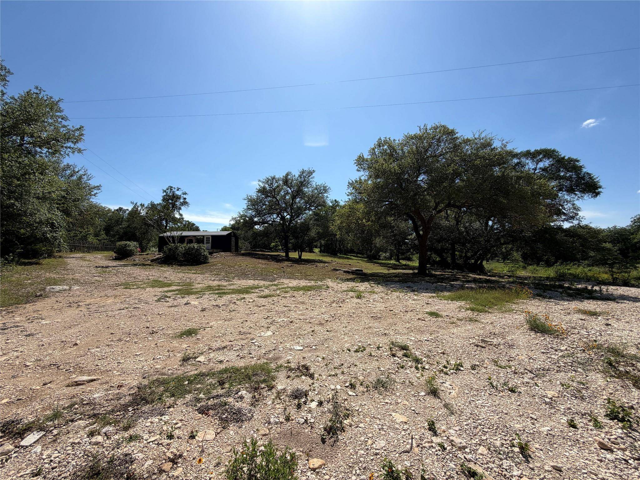 17702 Sandy LN, Jonestown, TX 78645