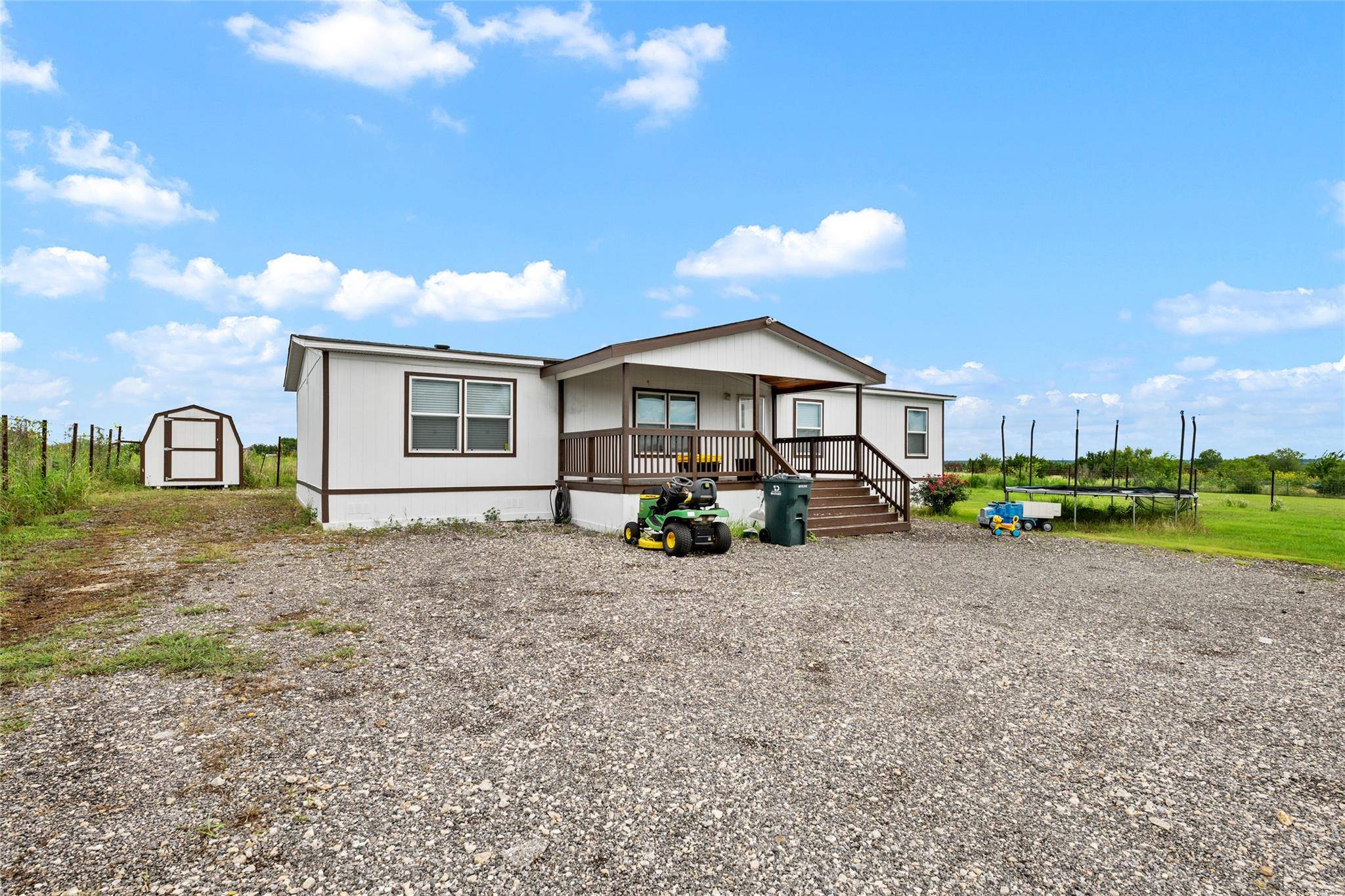360 Shady Oaks DR #B, Kyle, TX 78640