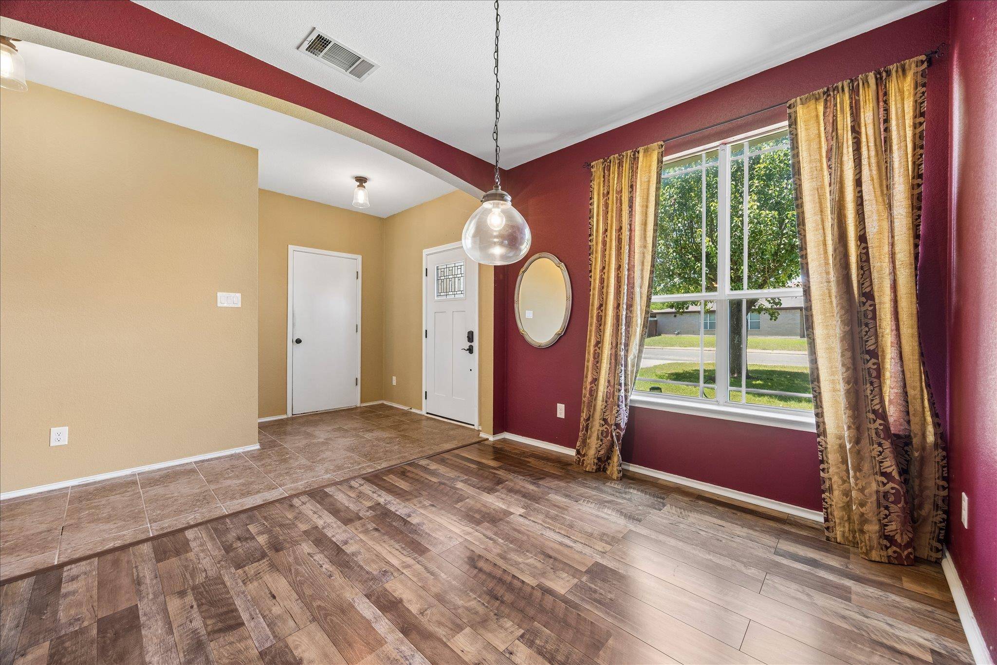 338 Spring Branch LOOP, Kyle, TX 78640