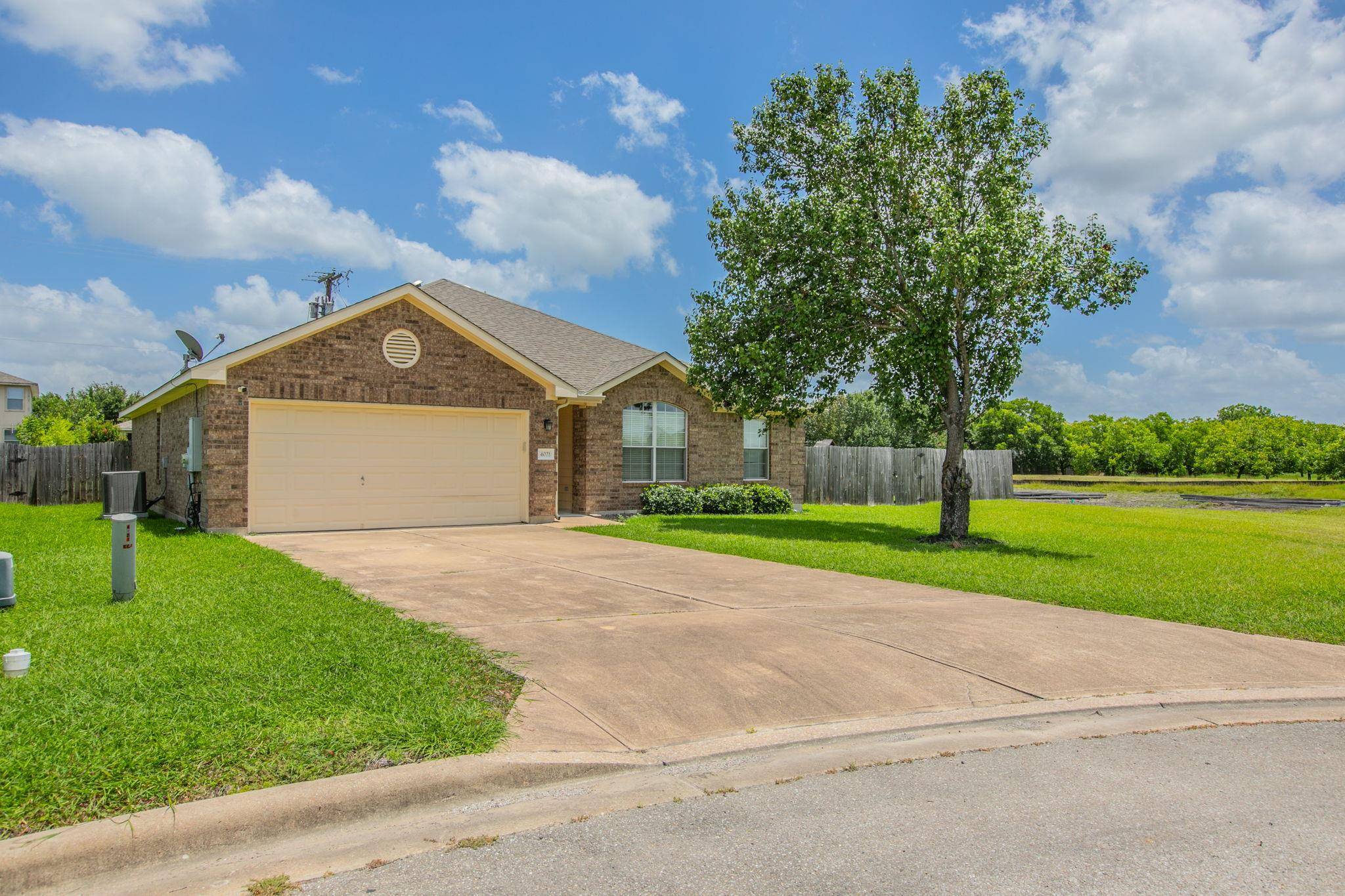 4021 Kerley CT, Hutto, TX 78634