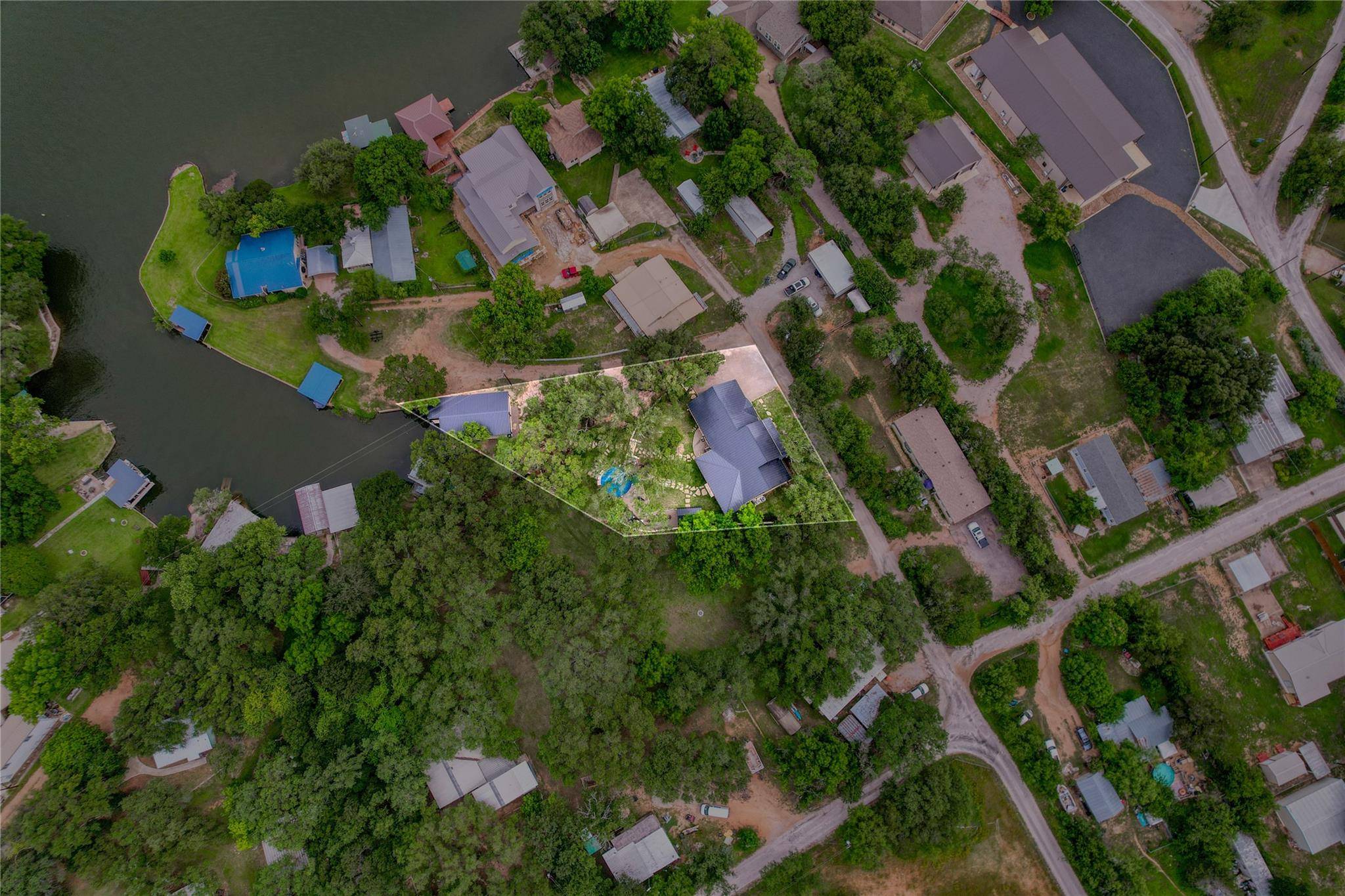 2001 Granite Cove RD, Kingsland, TX 78639