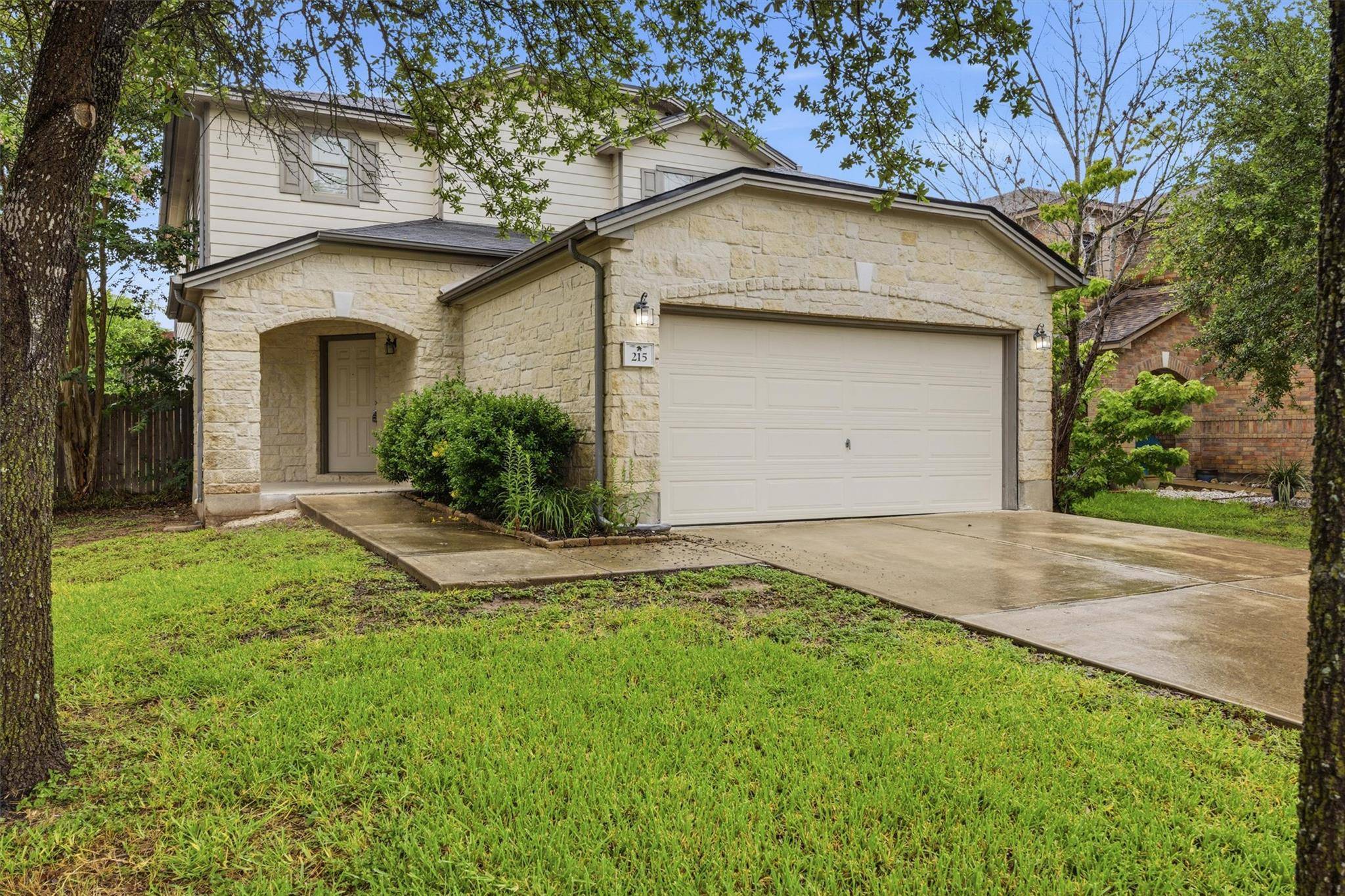 215 Myrtle ST, Kyle, TX 78640