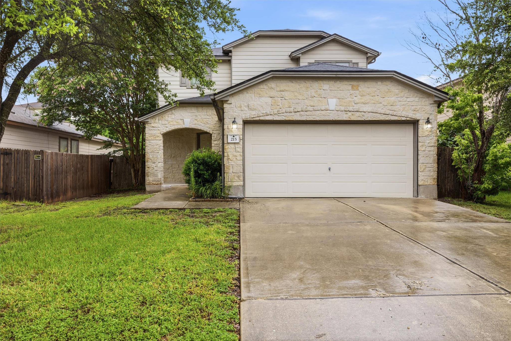 215 Myrtle ST, Kyle, TX 78640