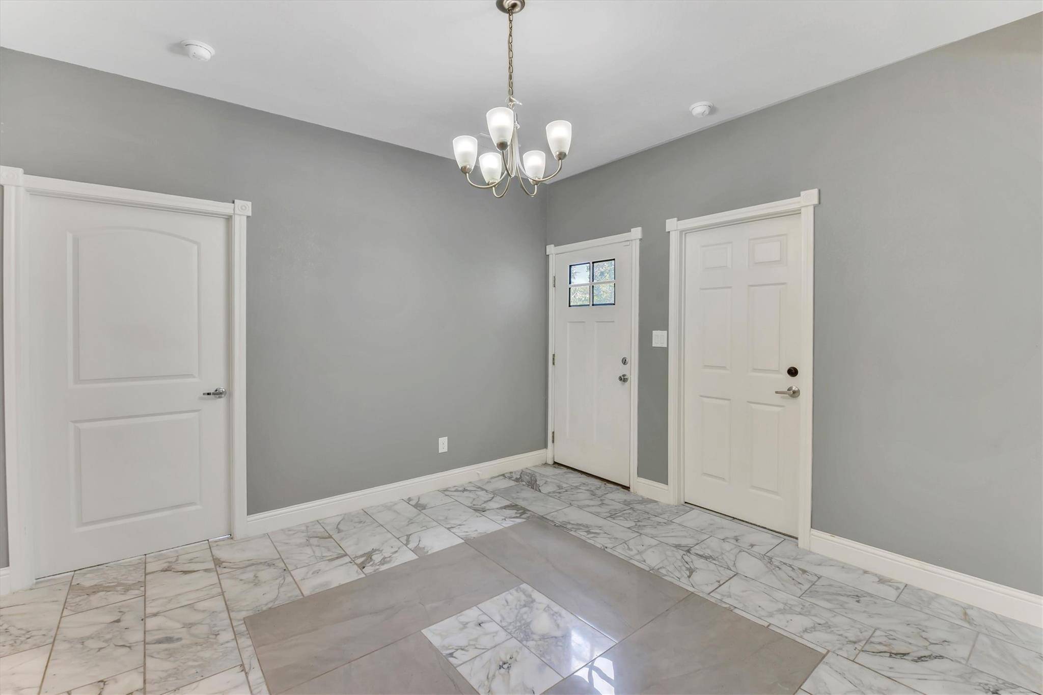 159 La Fortuna DR, Del Valle, TX 78617