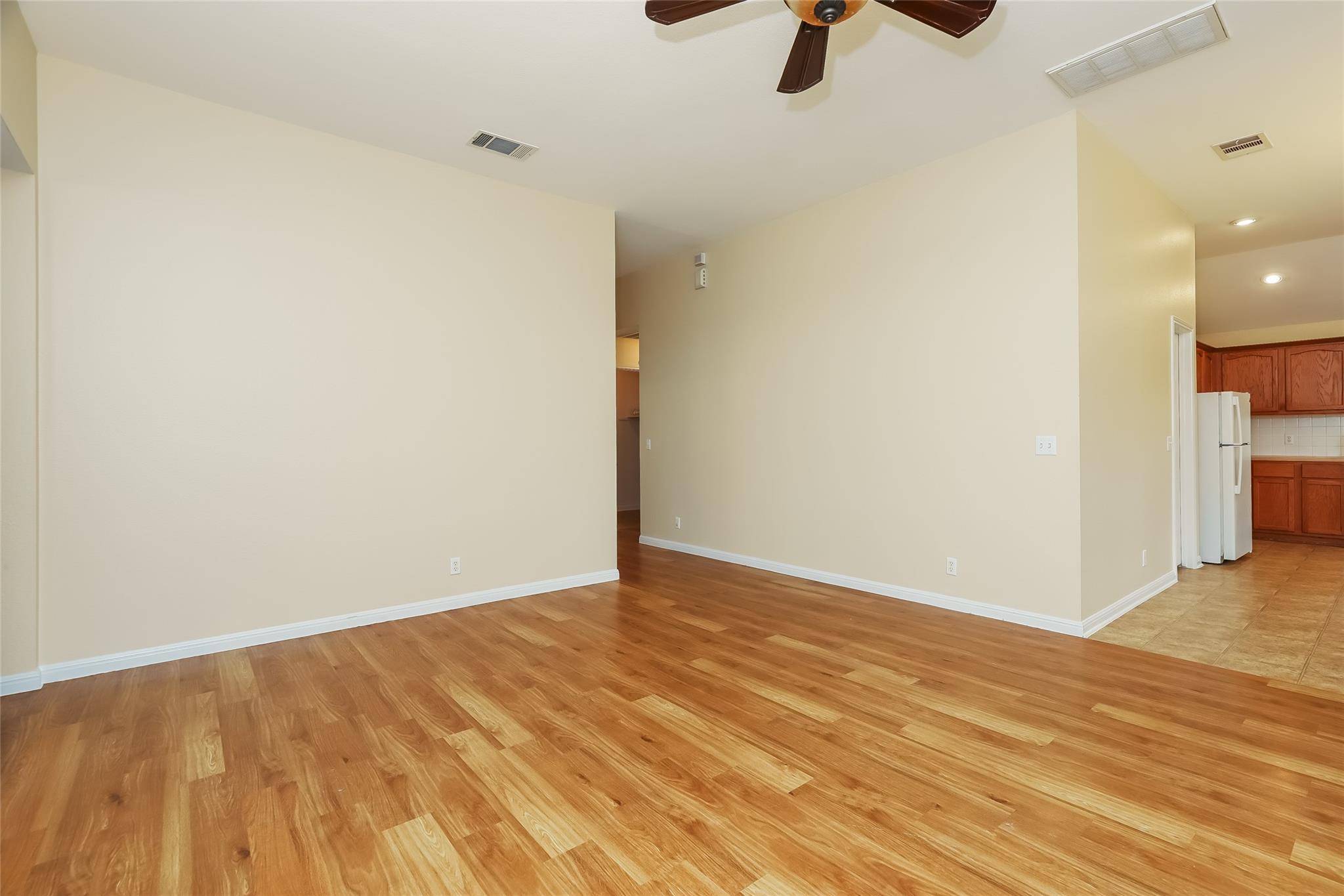 1561 Kenneys WAY, Round Rock, TX 78665